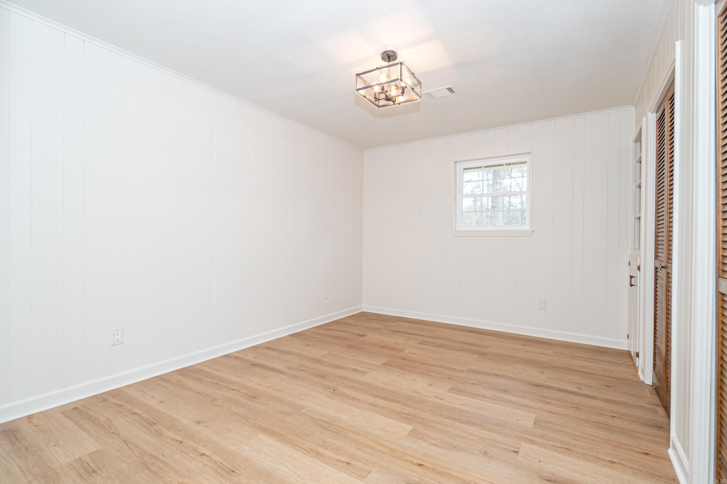 500 E Bobbies Circle Star City, AR 71667