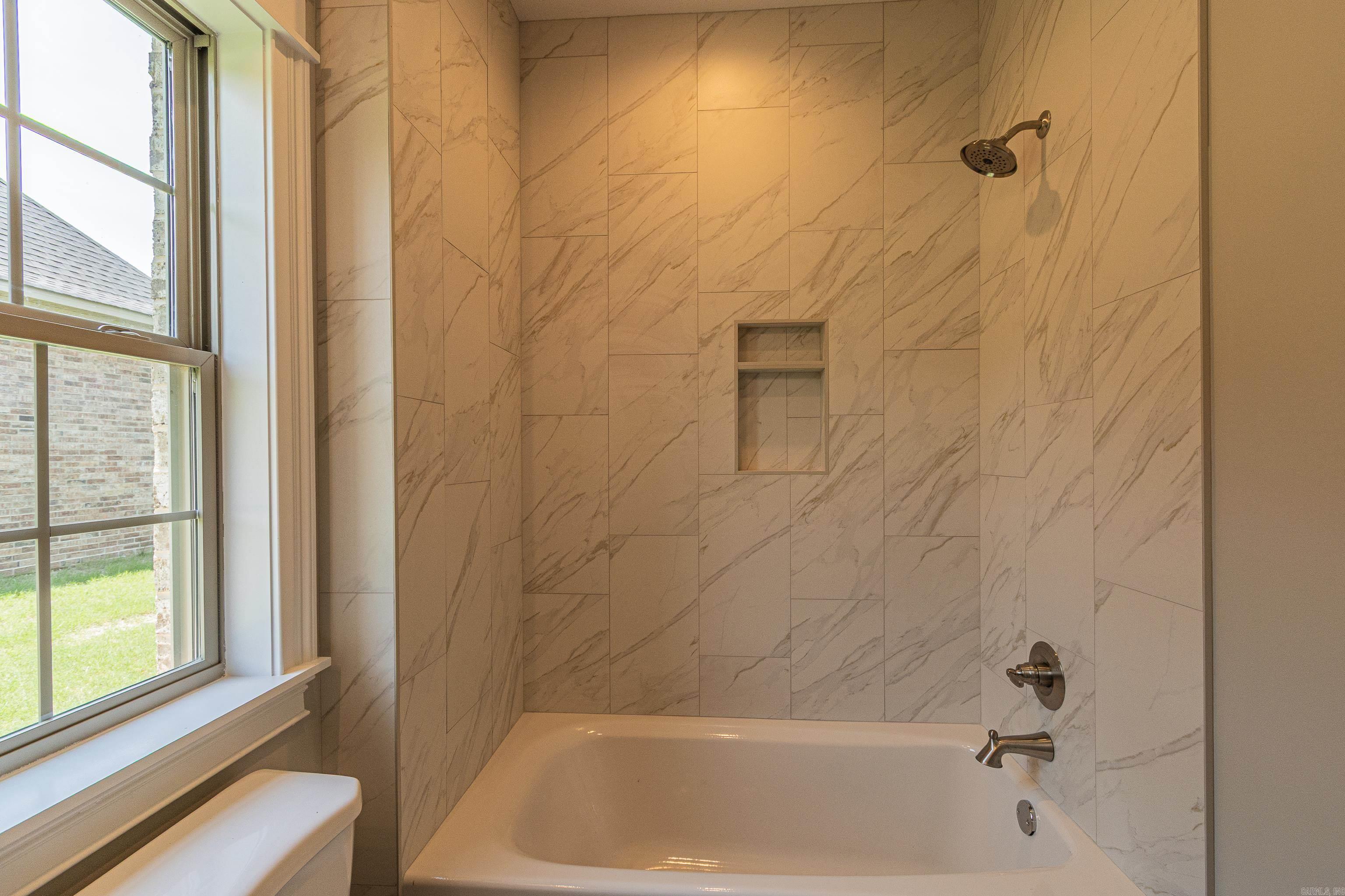 3019 BRIANNA DR.  Jonesboro, AR