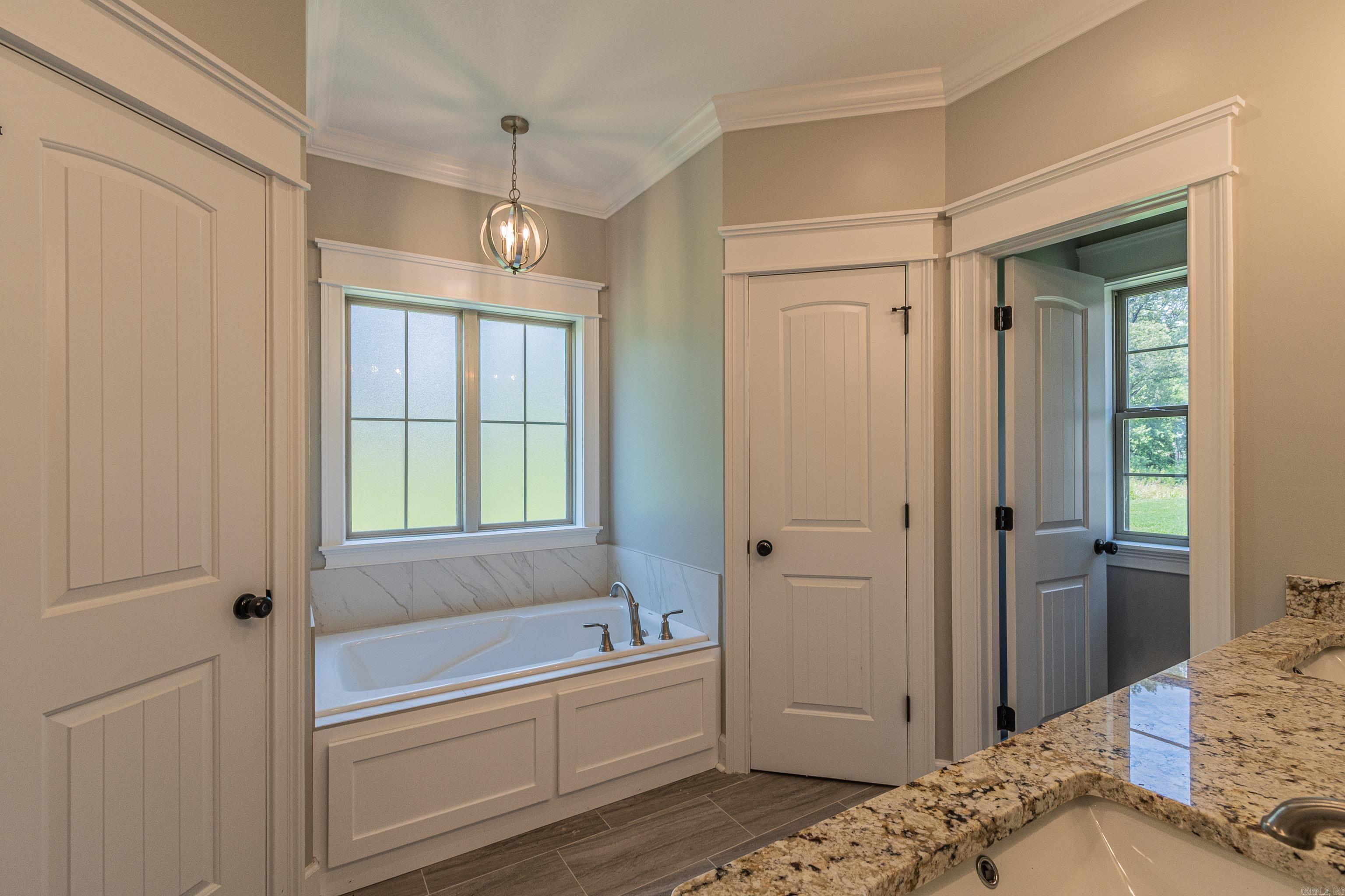 3019 BRIANNA DR. Jonesboro, AR 72404