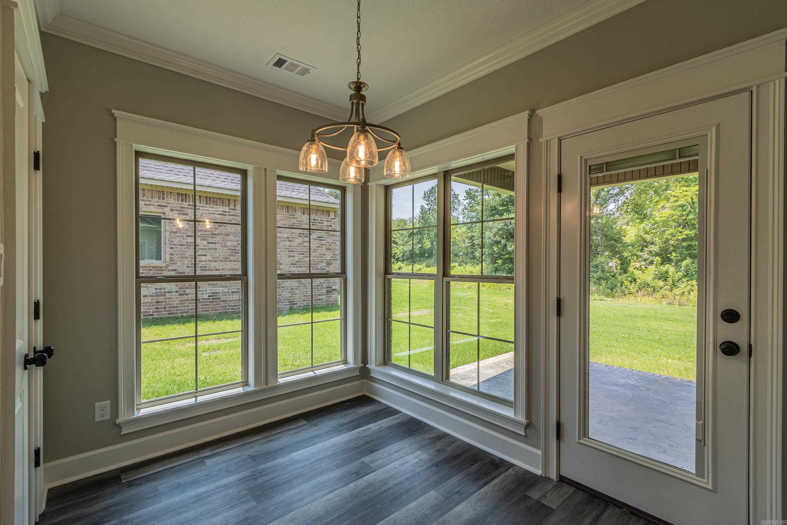 3019 BRIANNA DR.  Jonesboro, AR