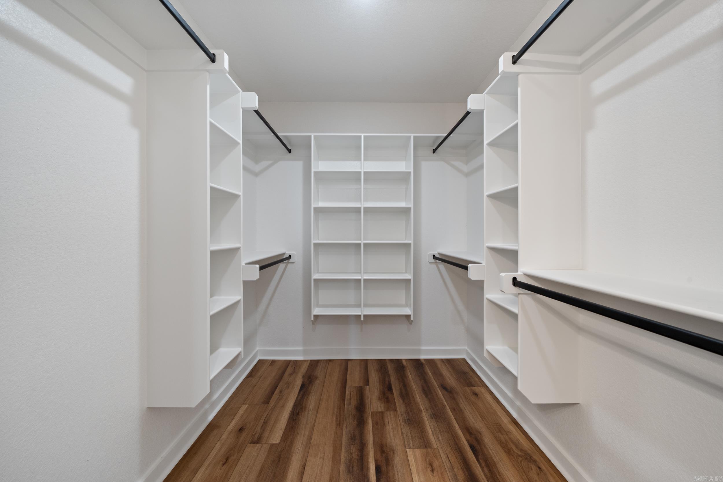 1005 N Red  Sheridan, AR