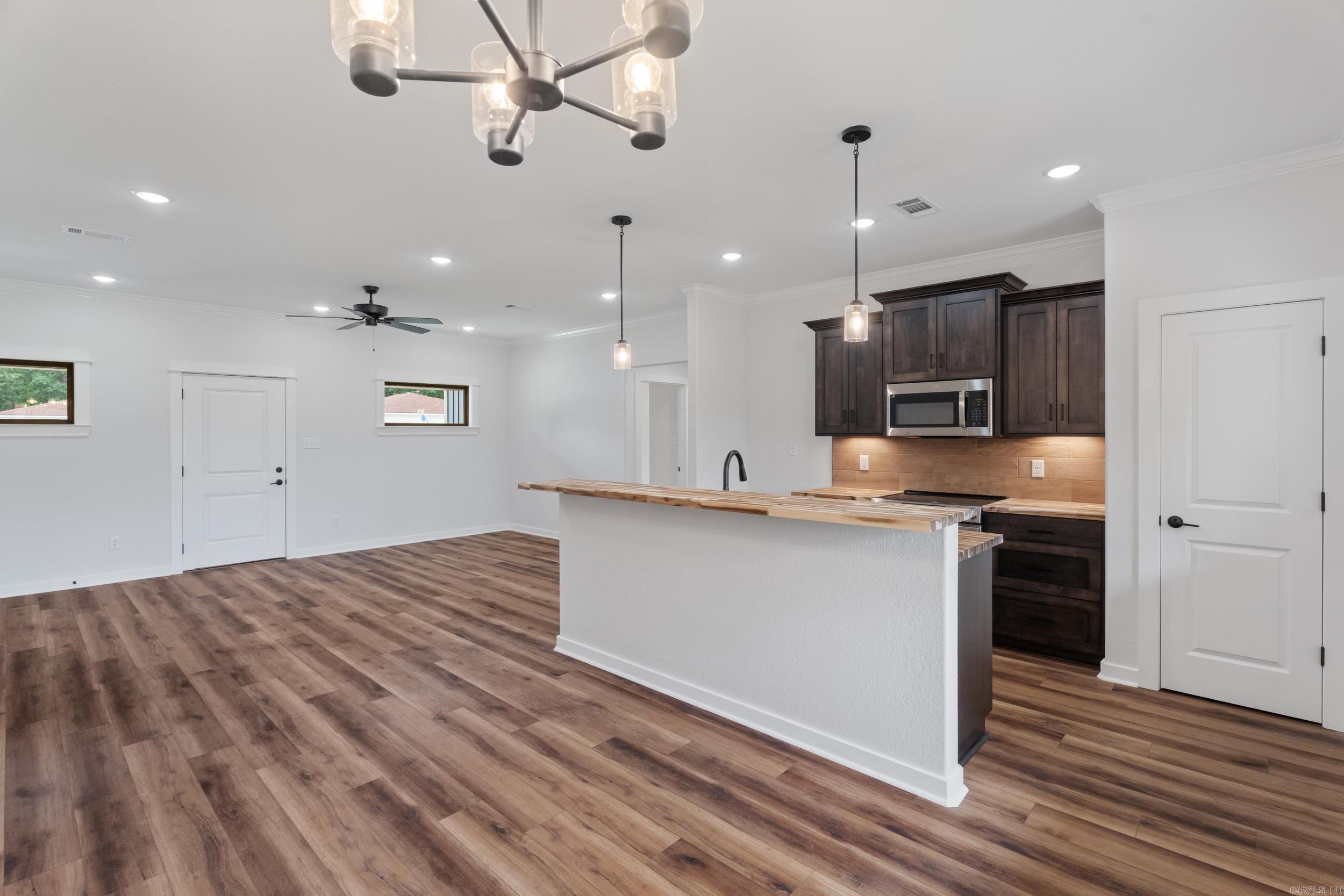 1001 N Red  Sheridan, AR