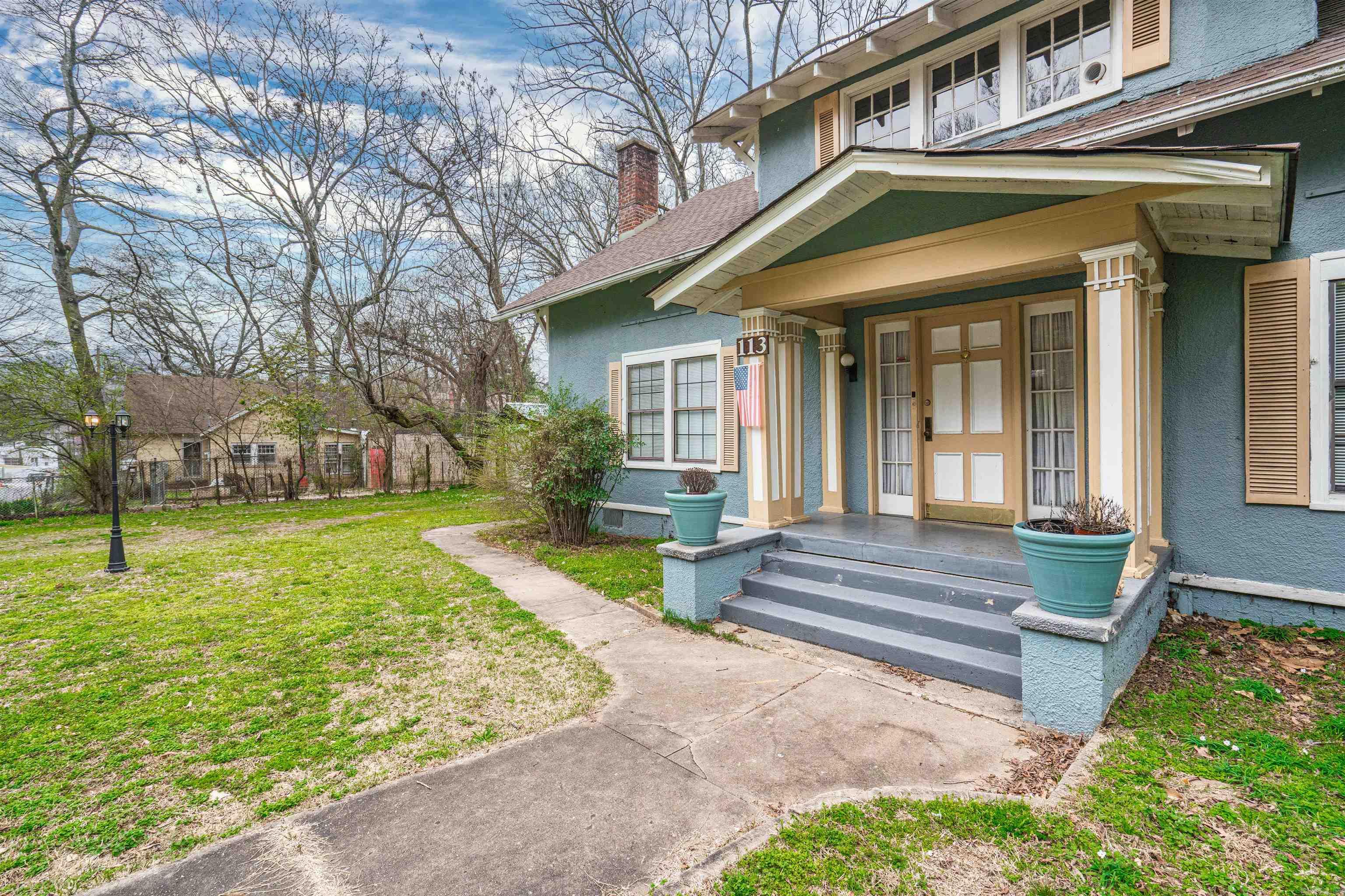 111-113 Dell Hot Springs, AR 71901-0000