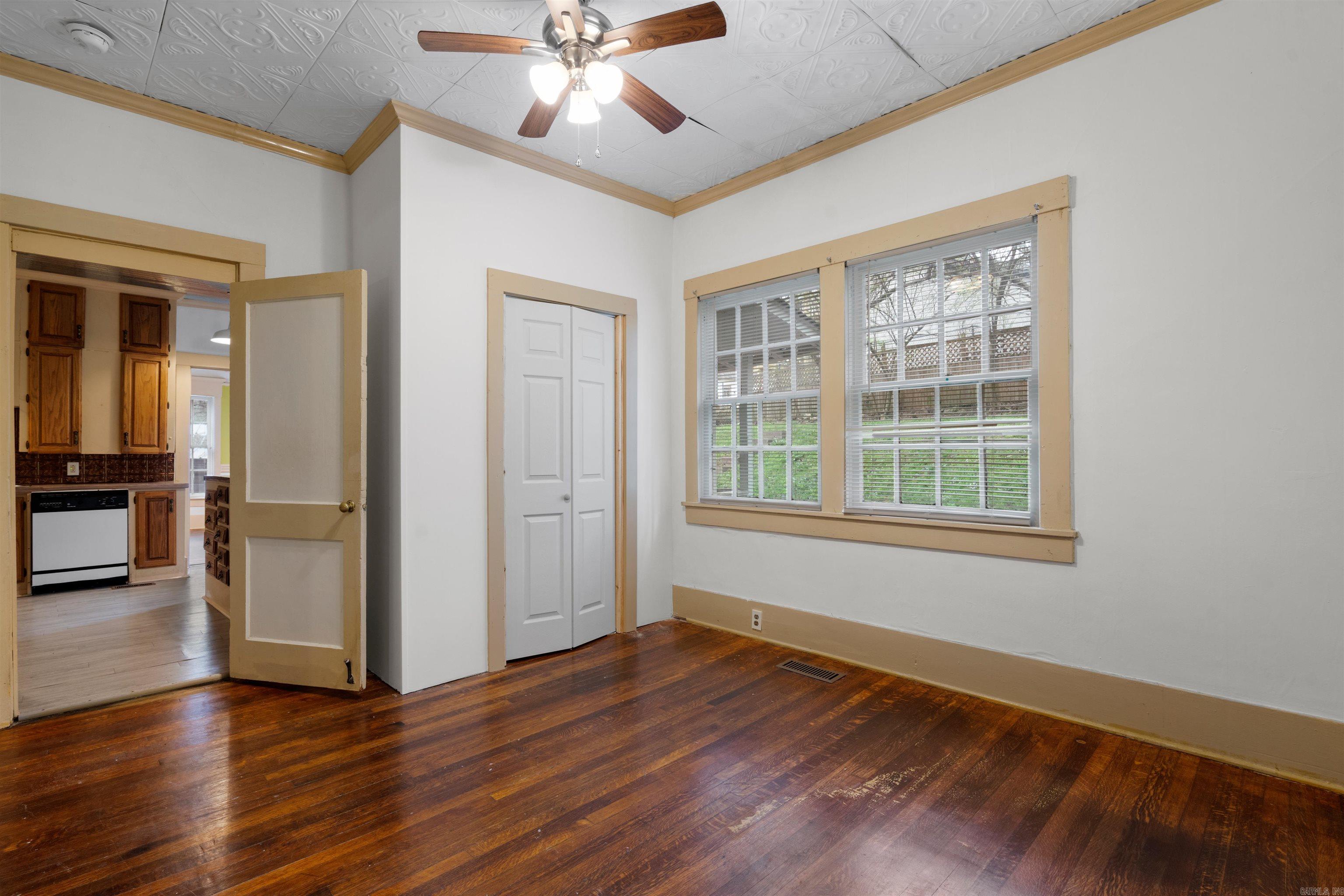 111-113 Dell Hot Springs, AR 71901-0000