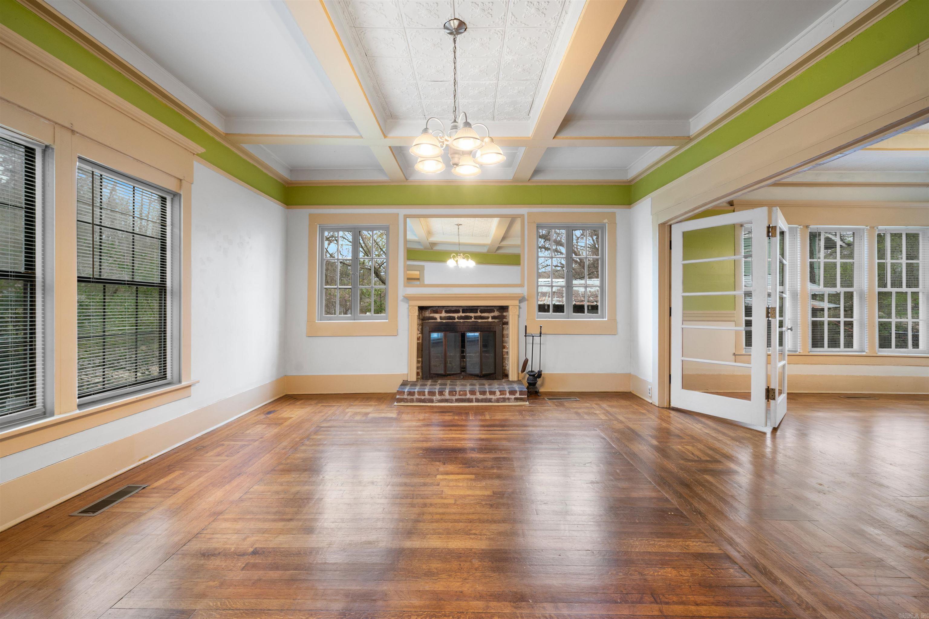 111-113 Dell Hot Springs, AR 71901-0000