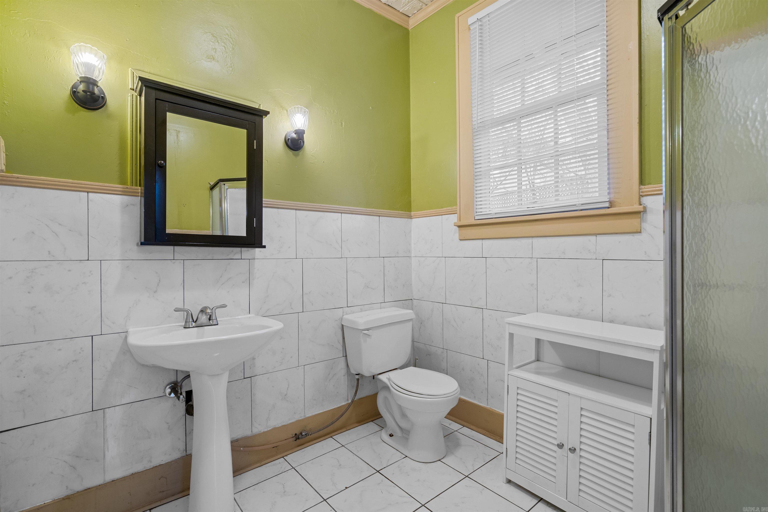 111-113 Dell Hot Springs, AR 71901-0000