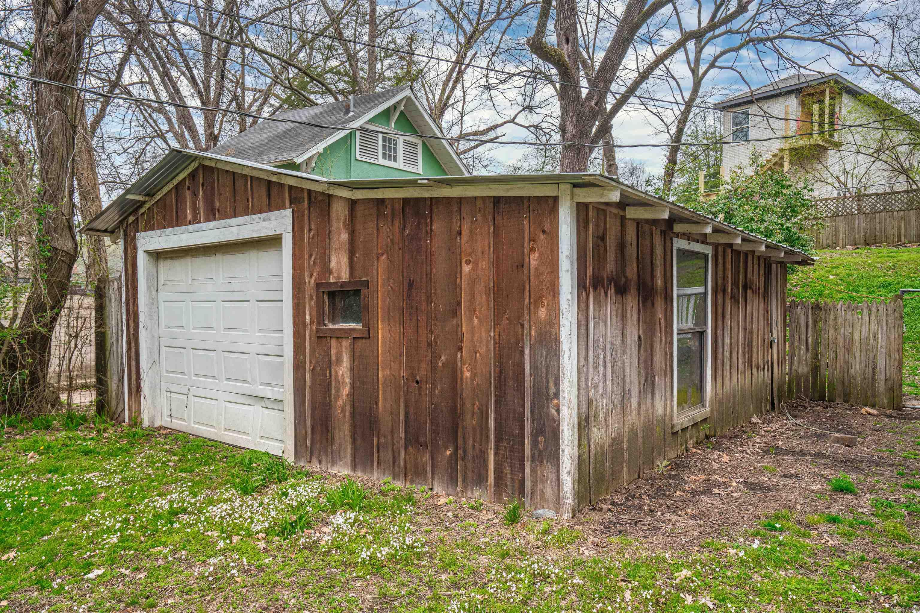 111-113 Dell Hot Springs, AR 71901-0000