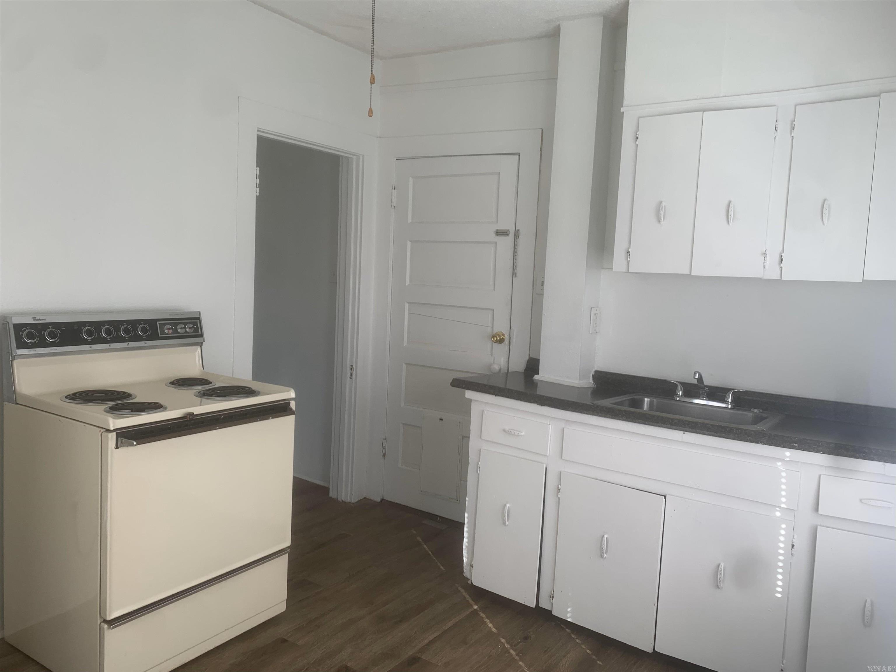 111-113 Dell Hot Springs, AR 71901-0000