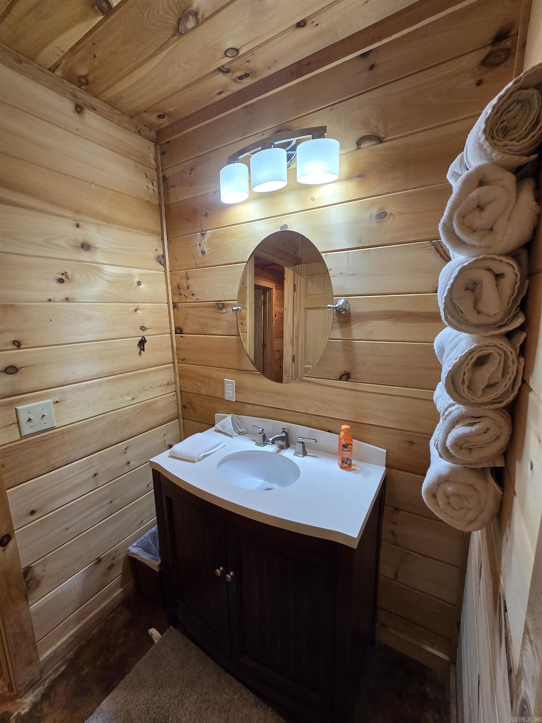 3189 Brownsville Road Greers Ferry, AR 72067