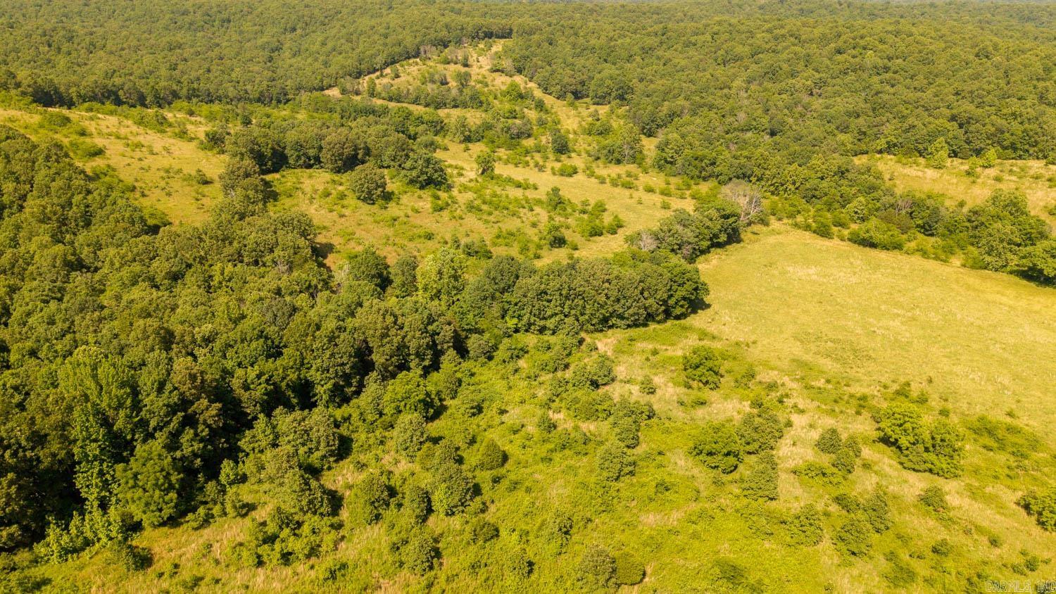 804 Banks Road Hardy, AR 72542