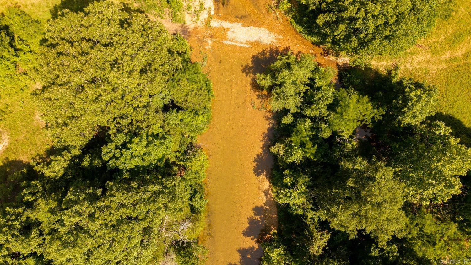 804 Banks Road Hardy, AR 72542