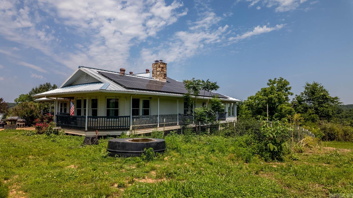 804 Banks Road Hardy, AR 72542