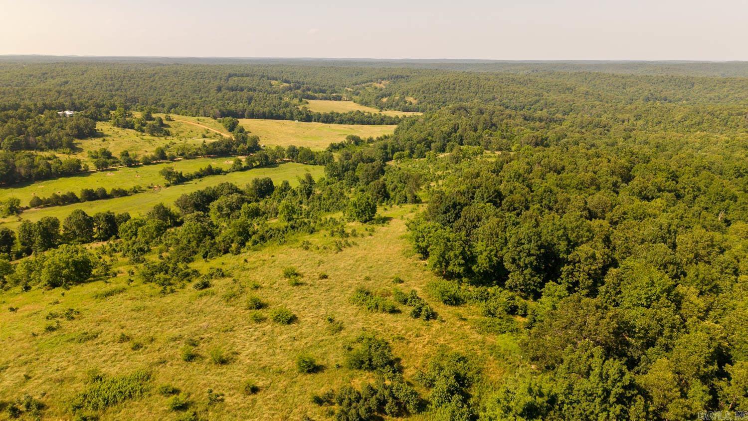 804 Banks Road Hardy, AR 72542