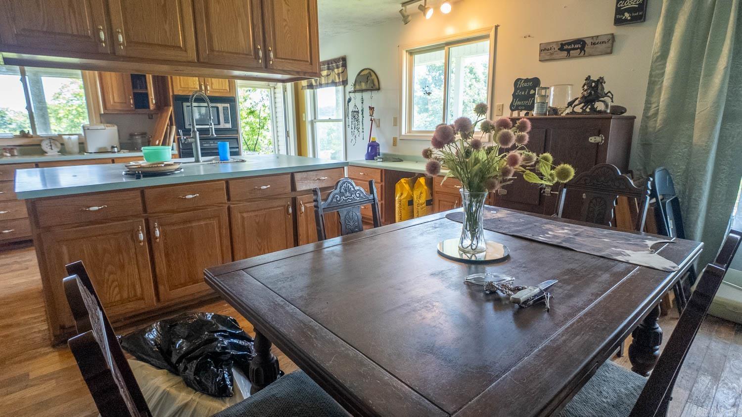 804 Banks Road Hardy, AR 72542