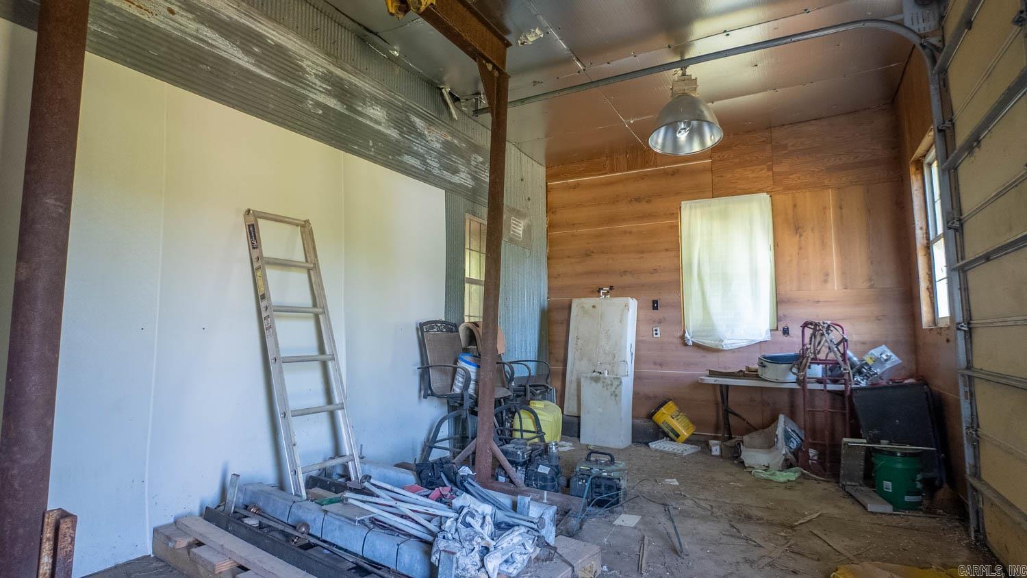 804 Banks Road Hardy, AR 72542