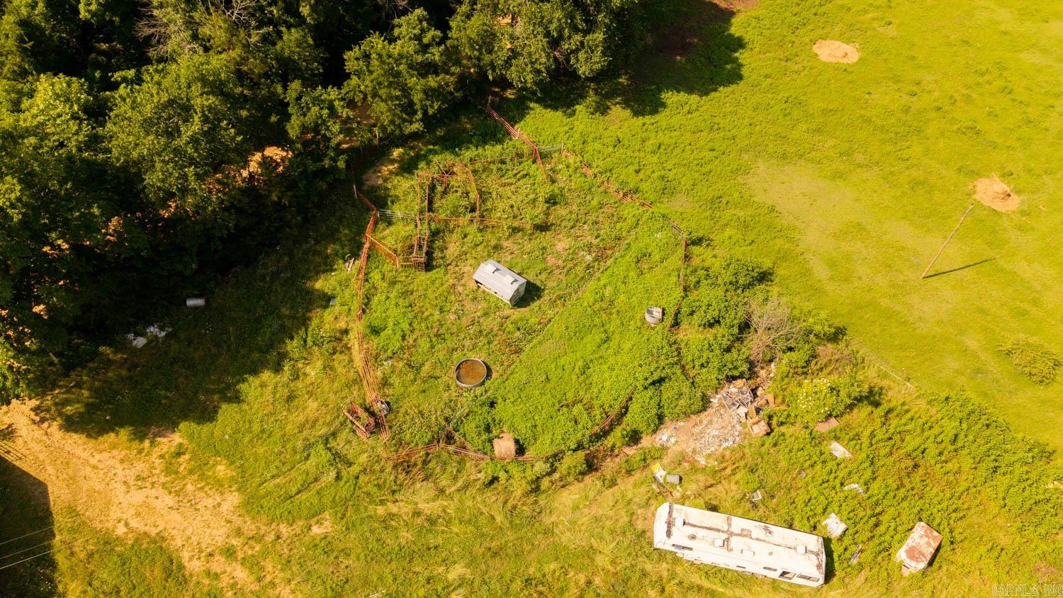 804 Banks Road Hardy, AR 72542