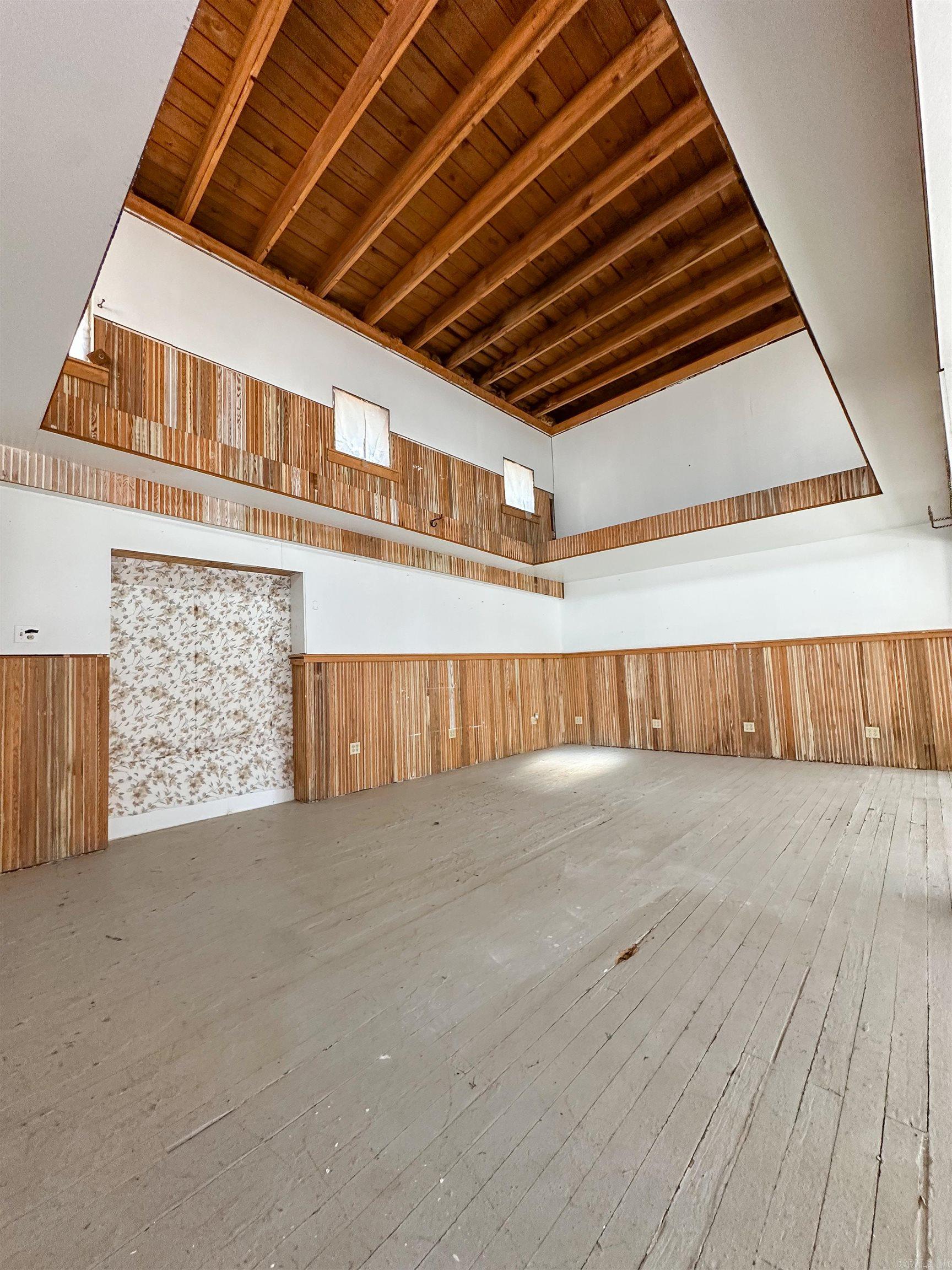 108 Public Square  Berryville, AR