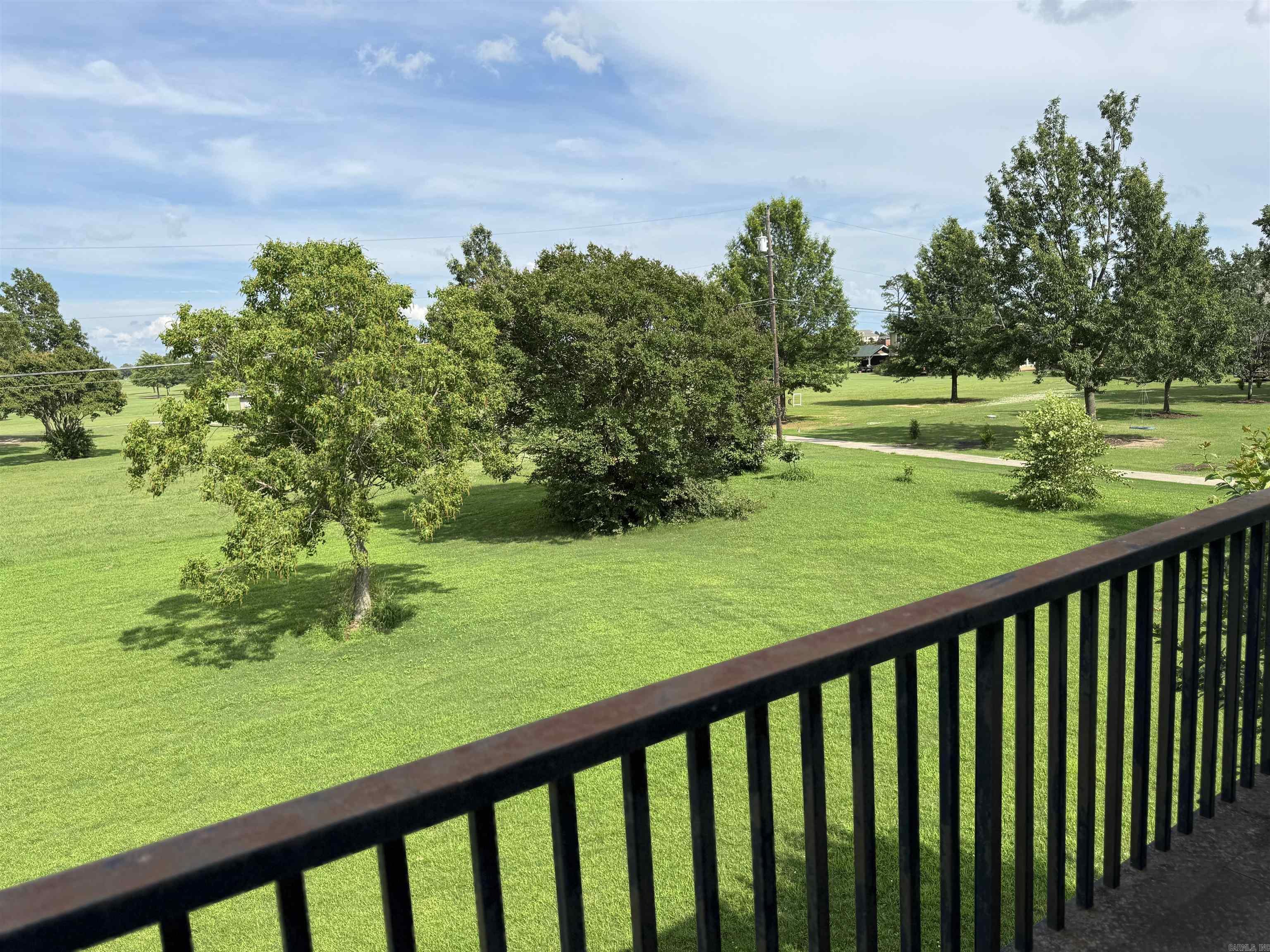 2025 Fairway  Stuttgart, AR