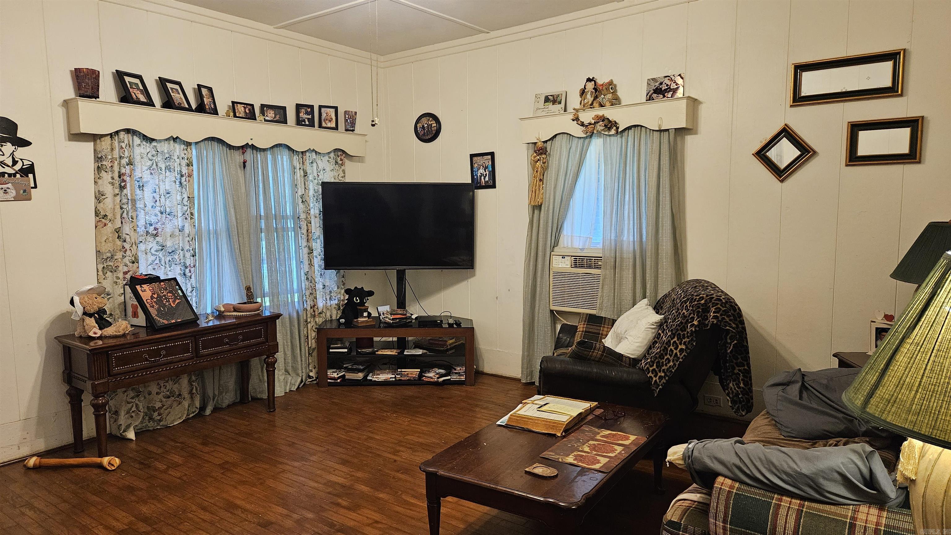 121 W 5th Street Rector, AR 72461