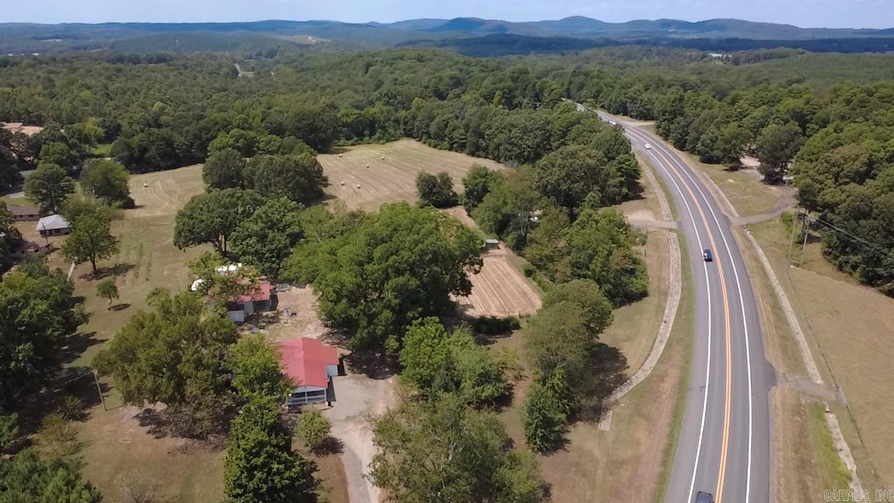 7498 US HWY 71 S  Wickes, AR