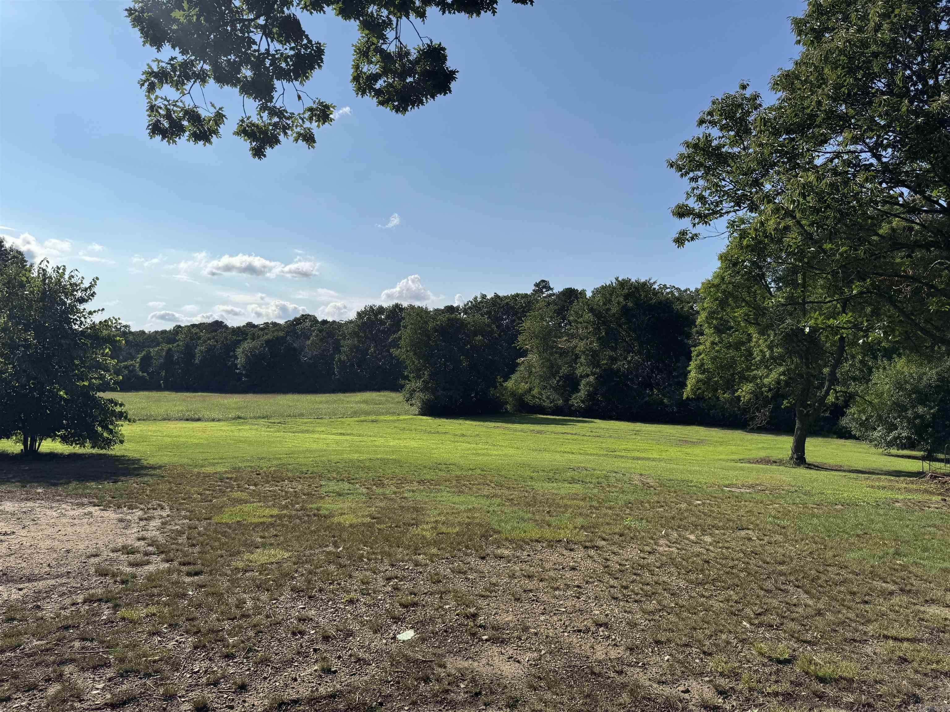 7498 US HWY 71 S  Wickes, AR