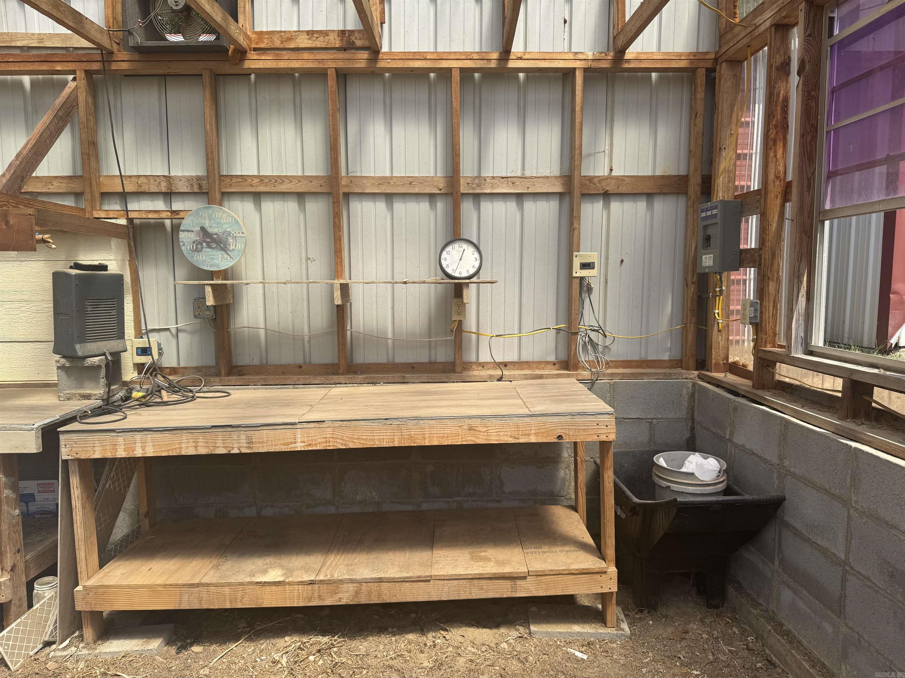 7498 US HWY 71 S  Wickes, AR