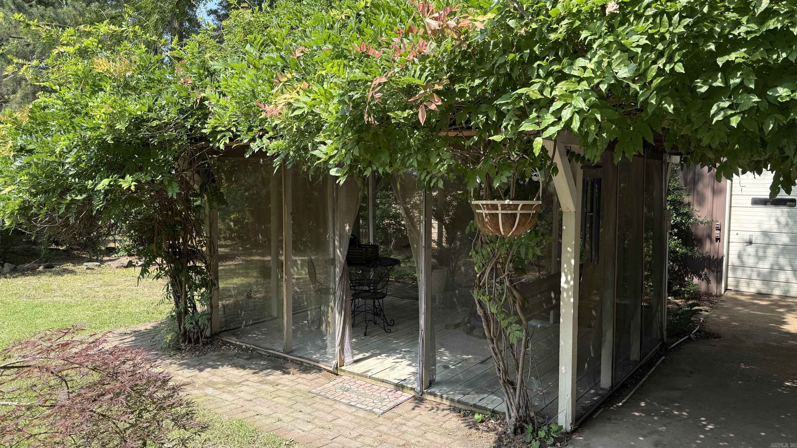 32518 Hwy 17  Brinkley, AR