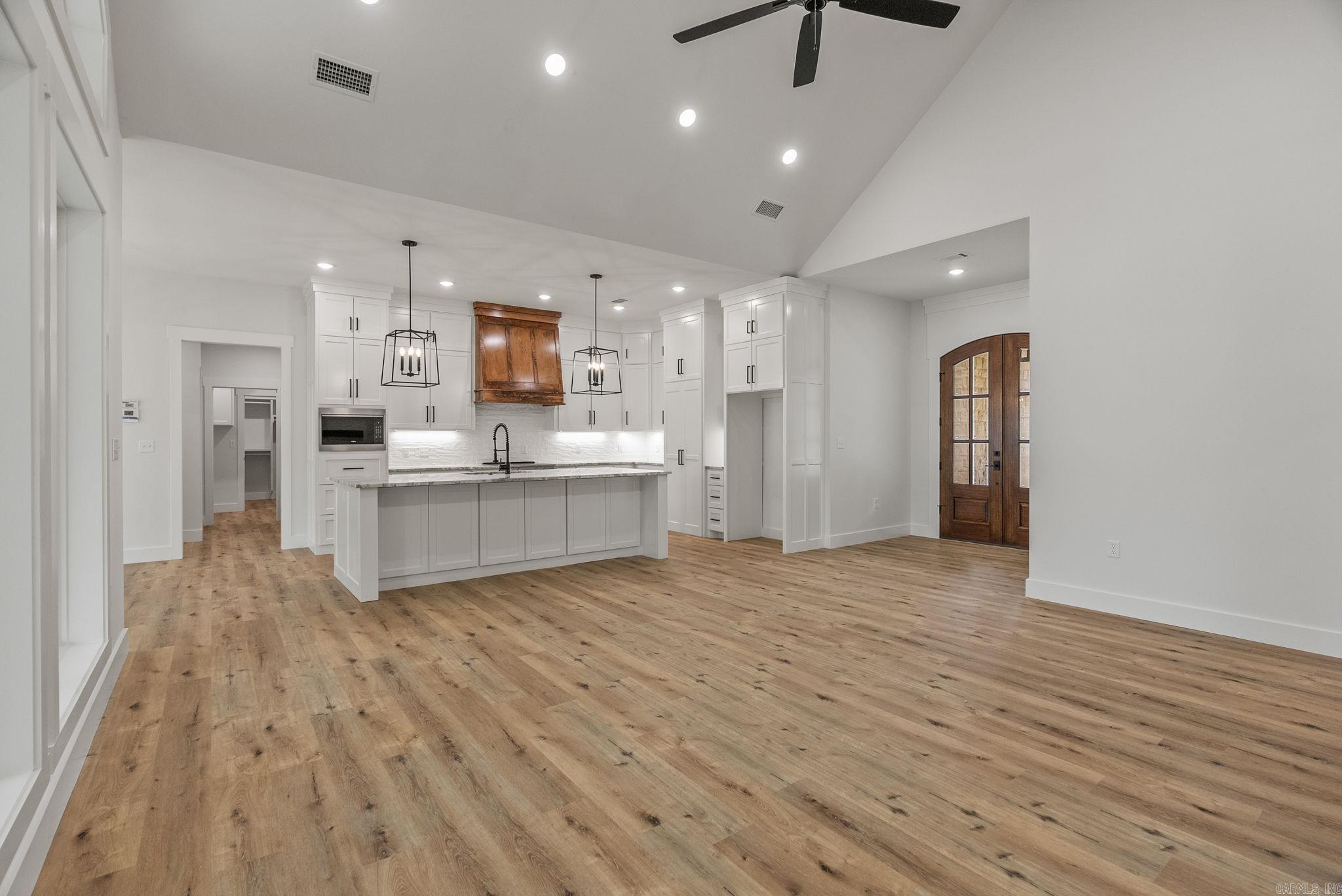 35 Elrod Drive  Greers Ferry, AR