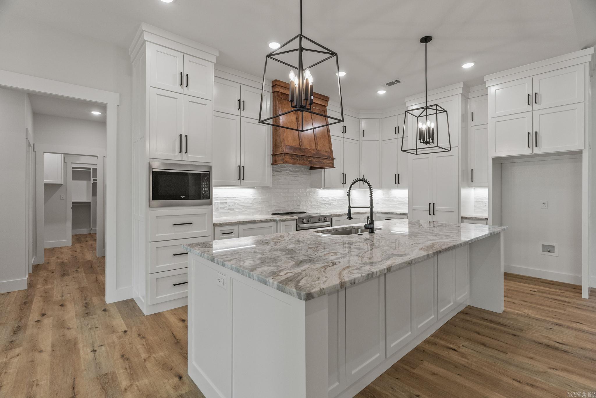 35 Elrod Drive  Greers Ferry, AR