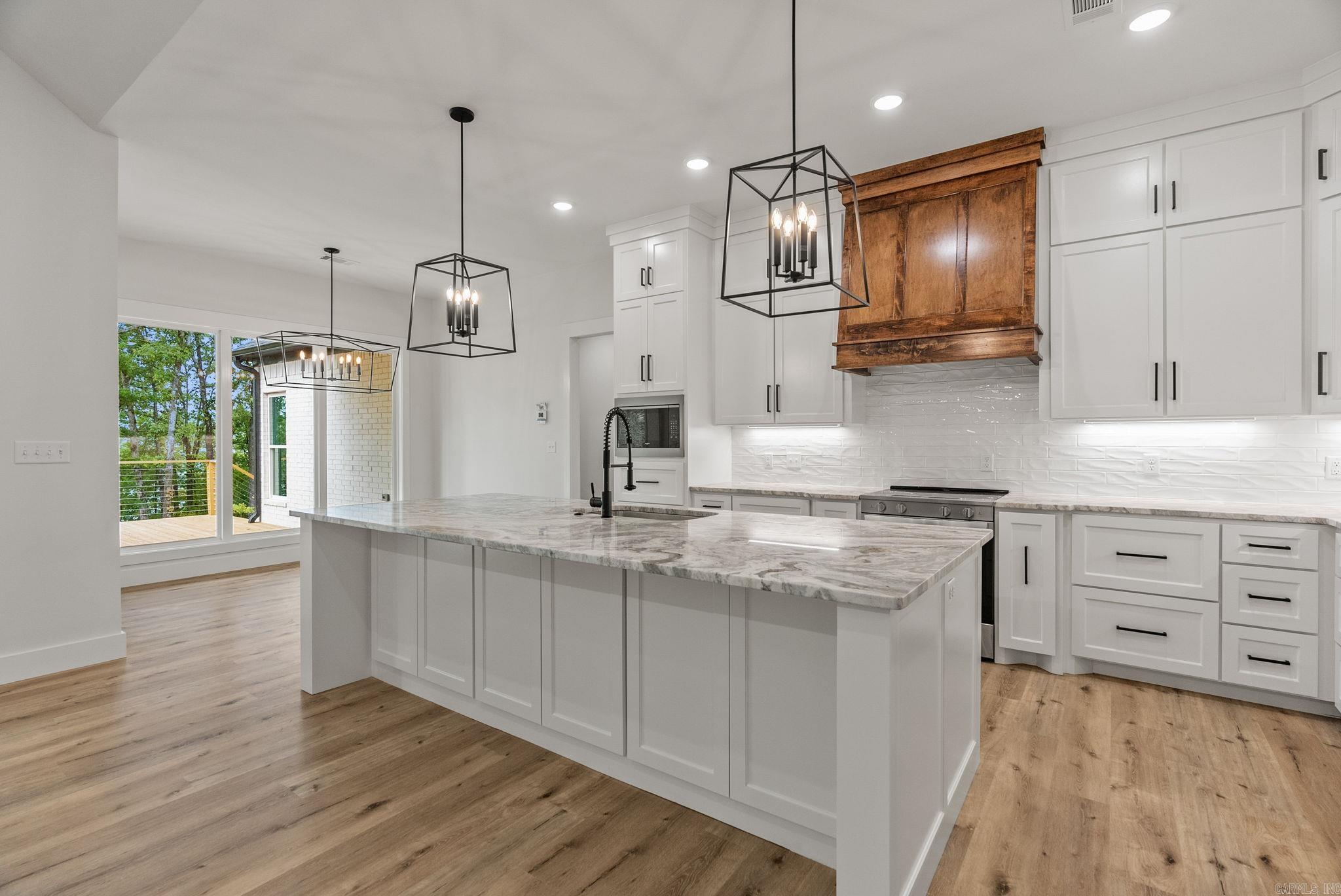 35 Elrod Drive  Greers Ferry, AR