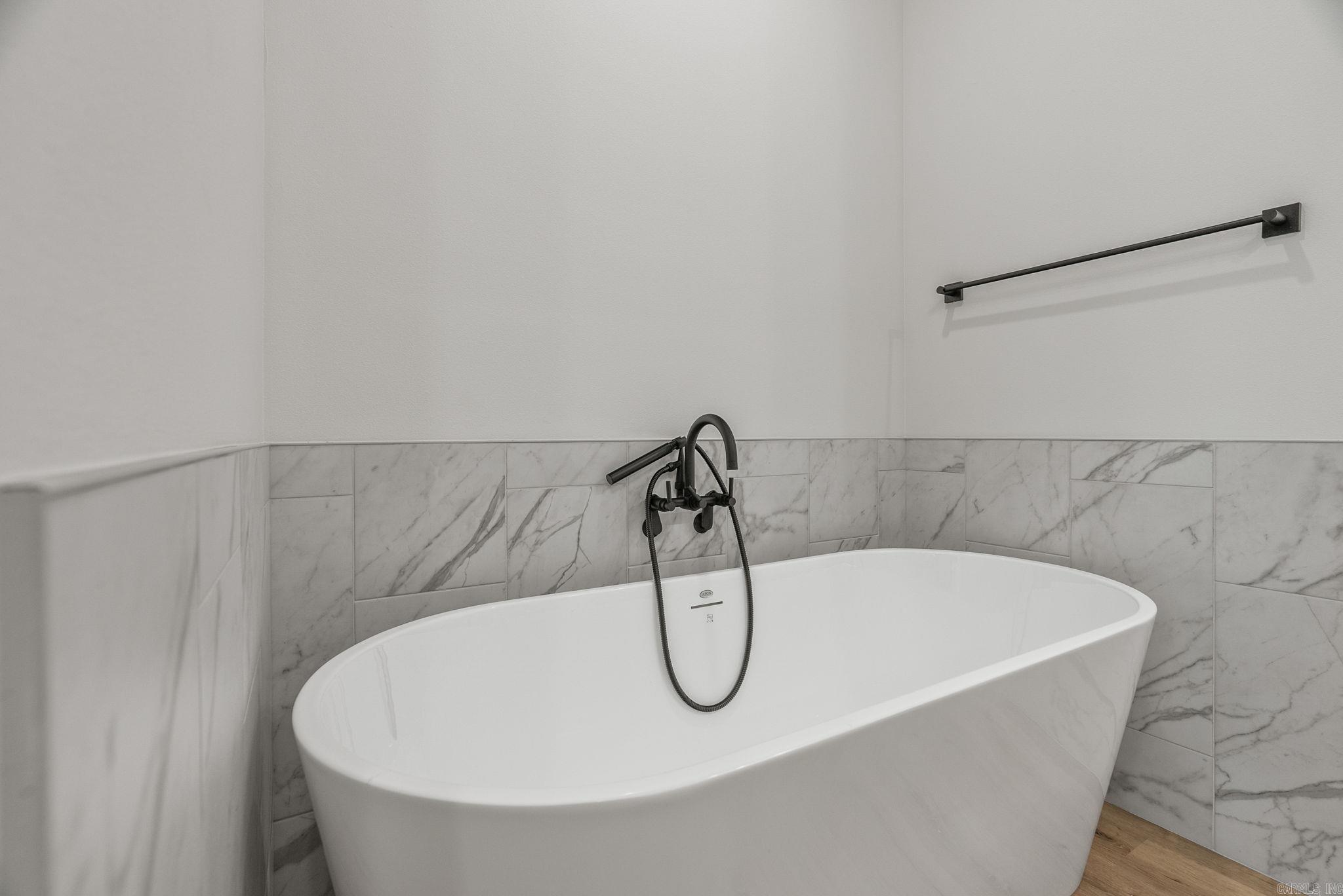 35 Elrod Drive  Greers Ferry, AR