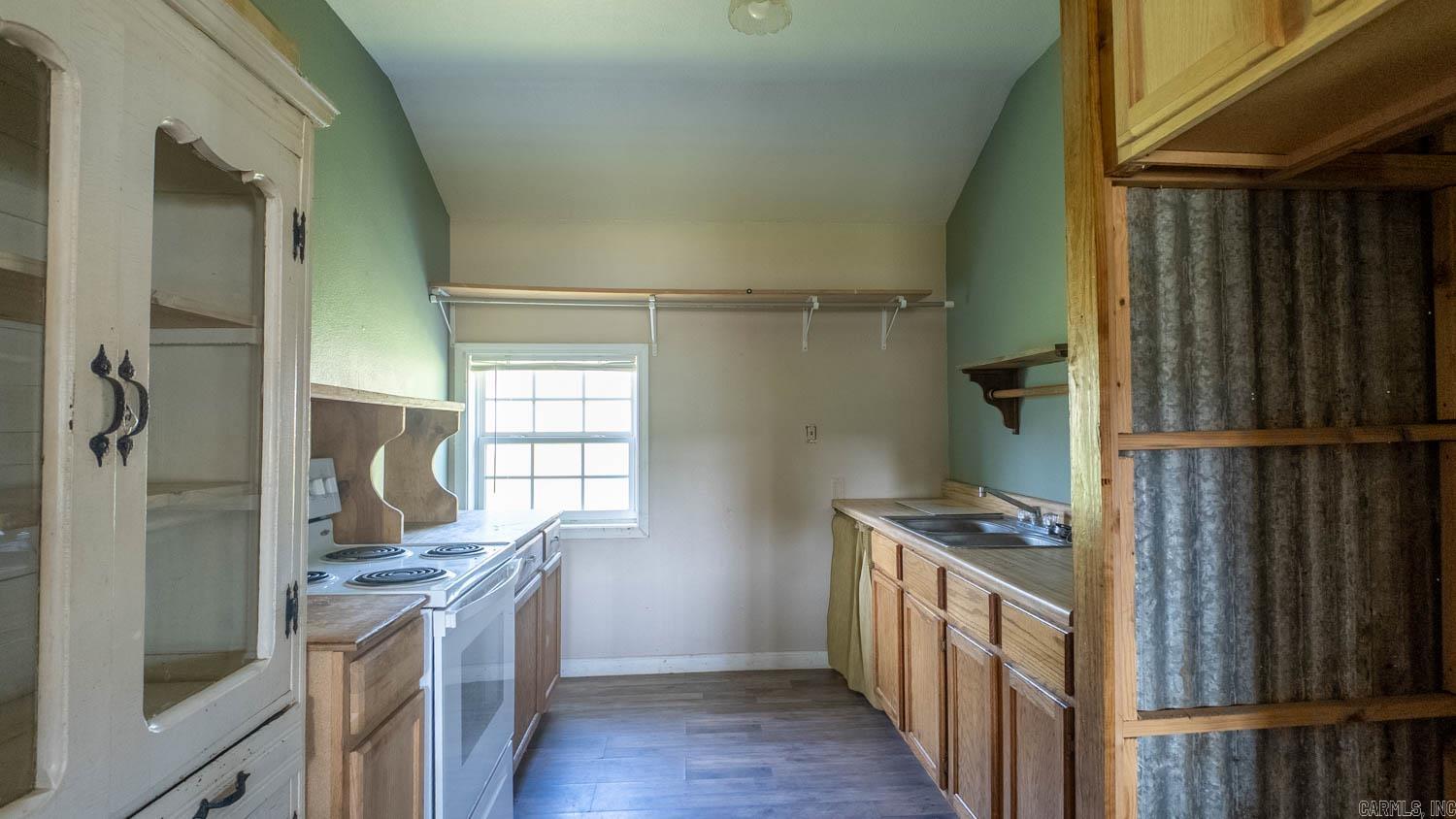 2516 US Highway 63  Hardy, AR