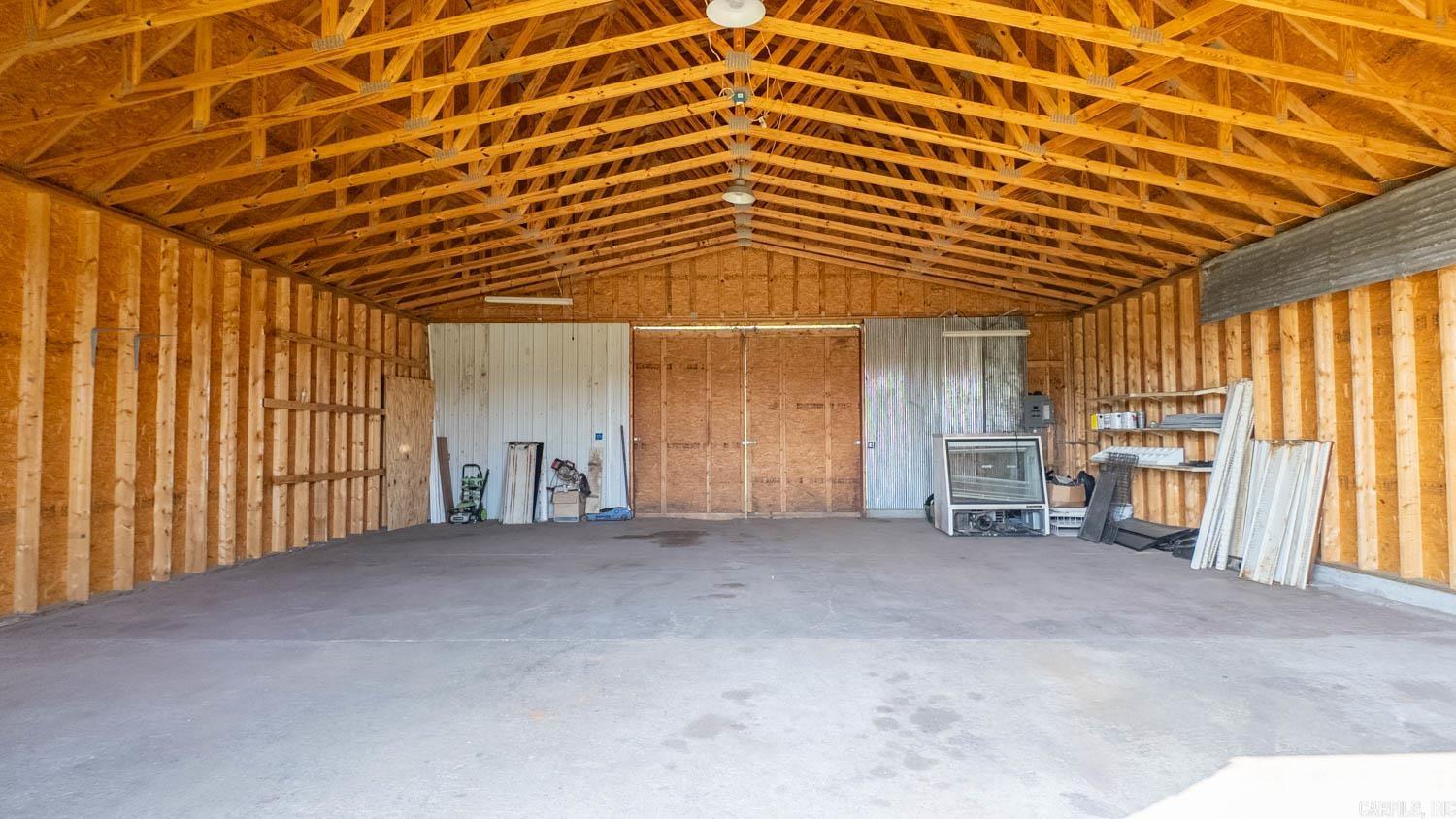 2516 US Highway 63  Hardy, AR