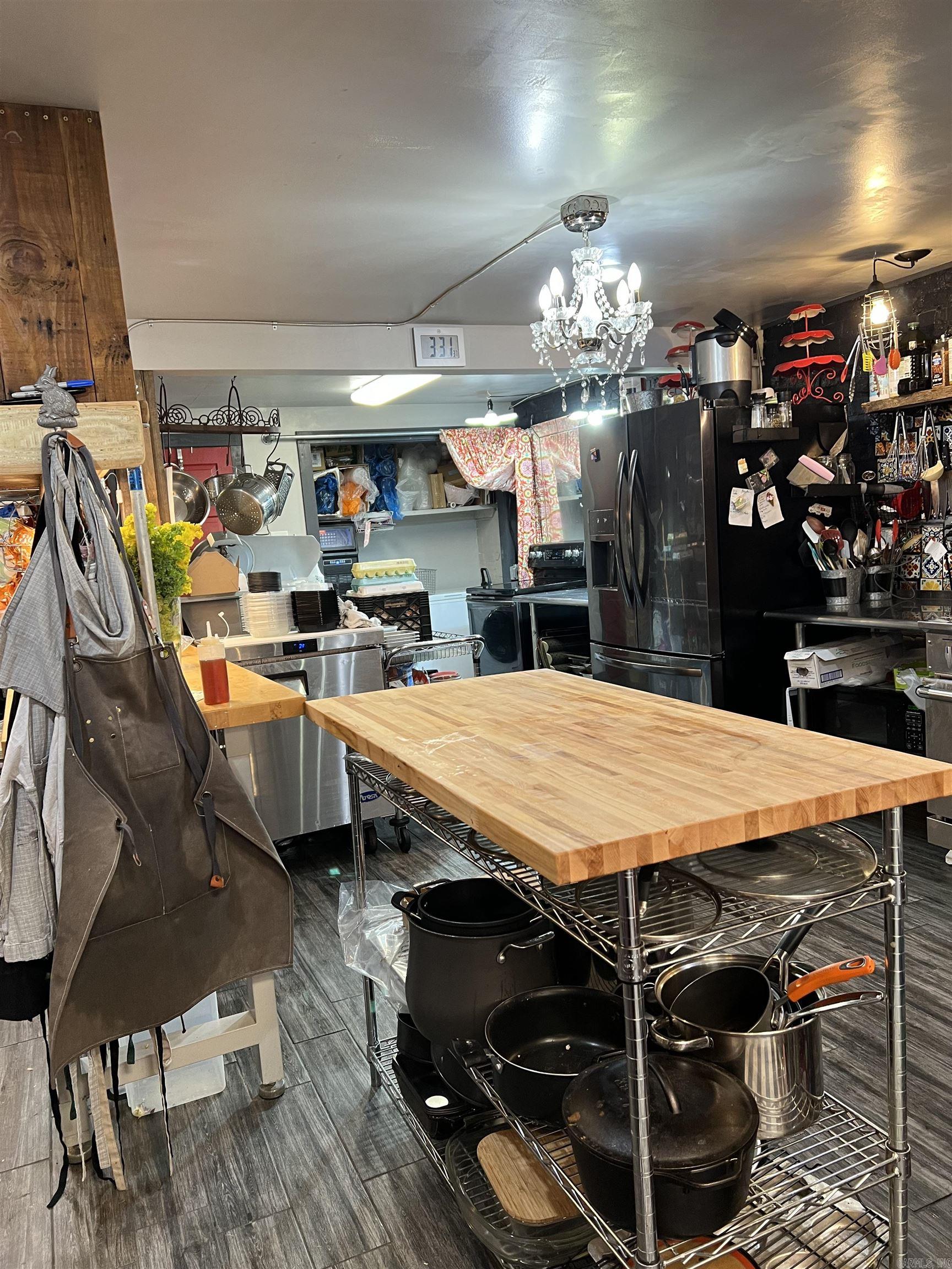 106 N Center  Lonoke, AR