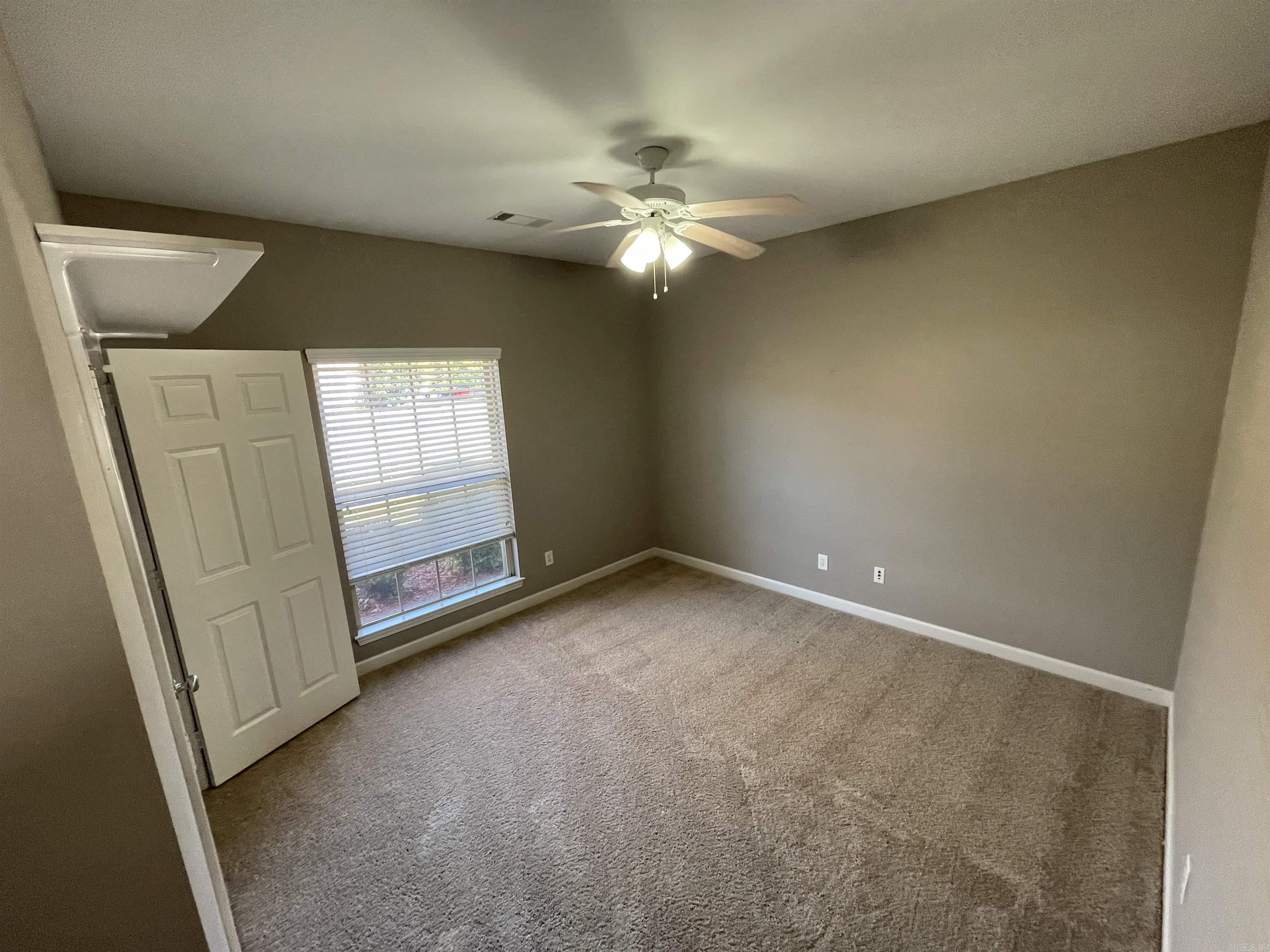 1756 White Oak Lane  Benton, AR