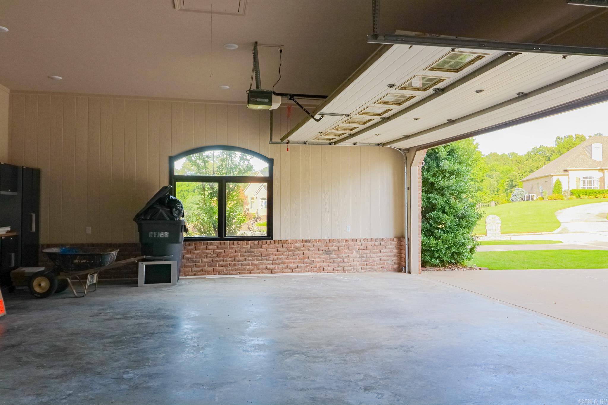 2911 Ridgepointe Jonesboro, AR 72404