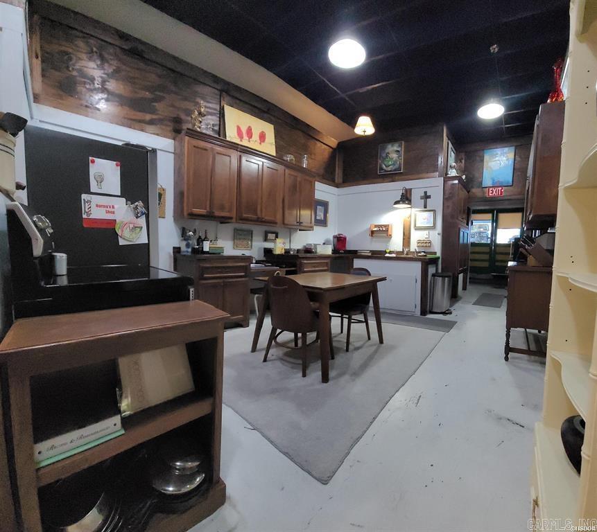 223 S Main  Malvern, AR