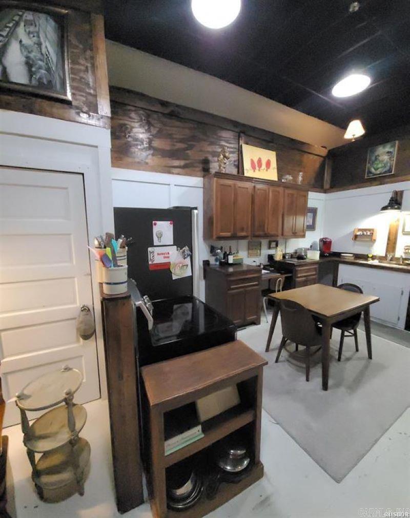 223 S Main  Malvern, AR