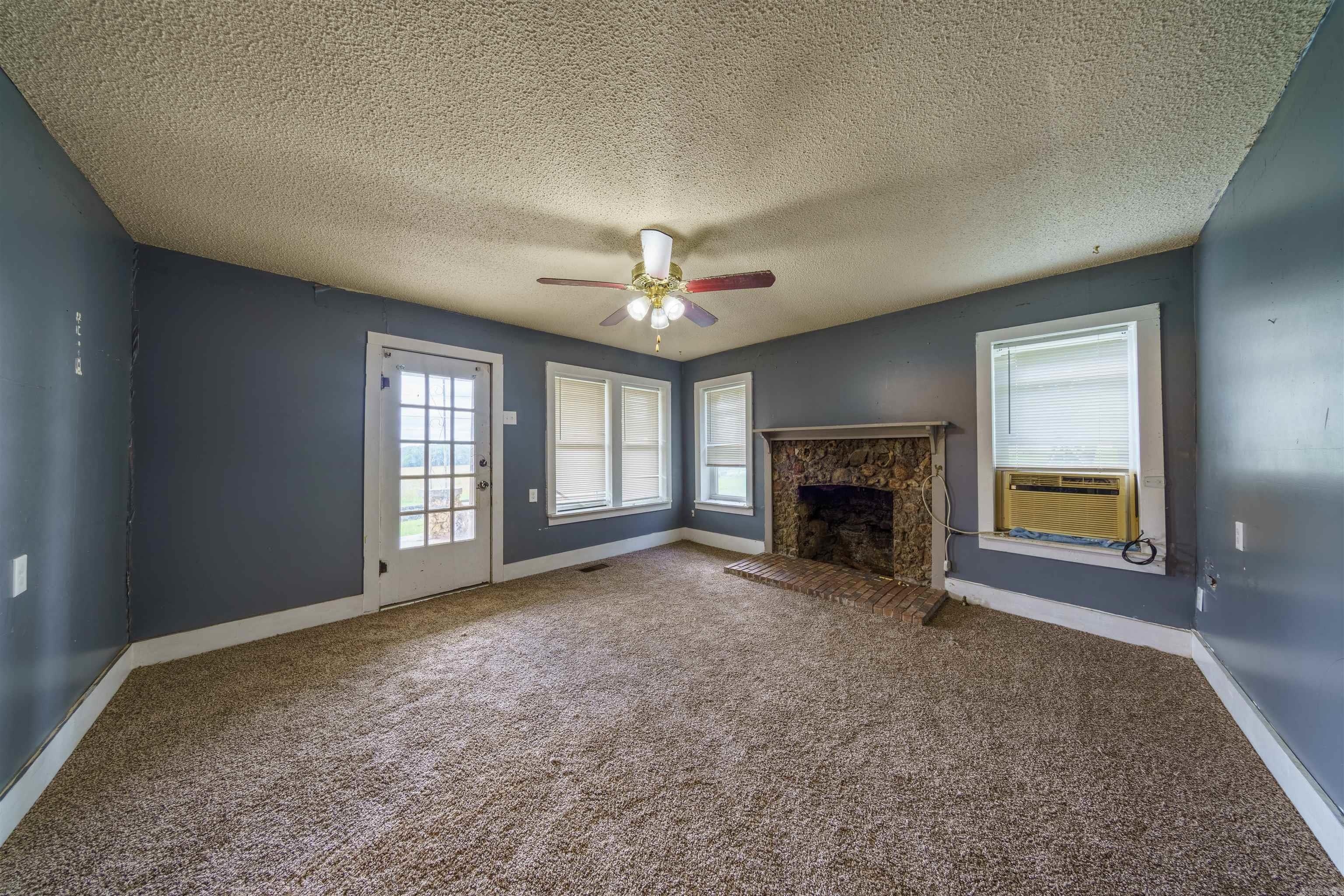 495 Nelsonville  Smithville, AR