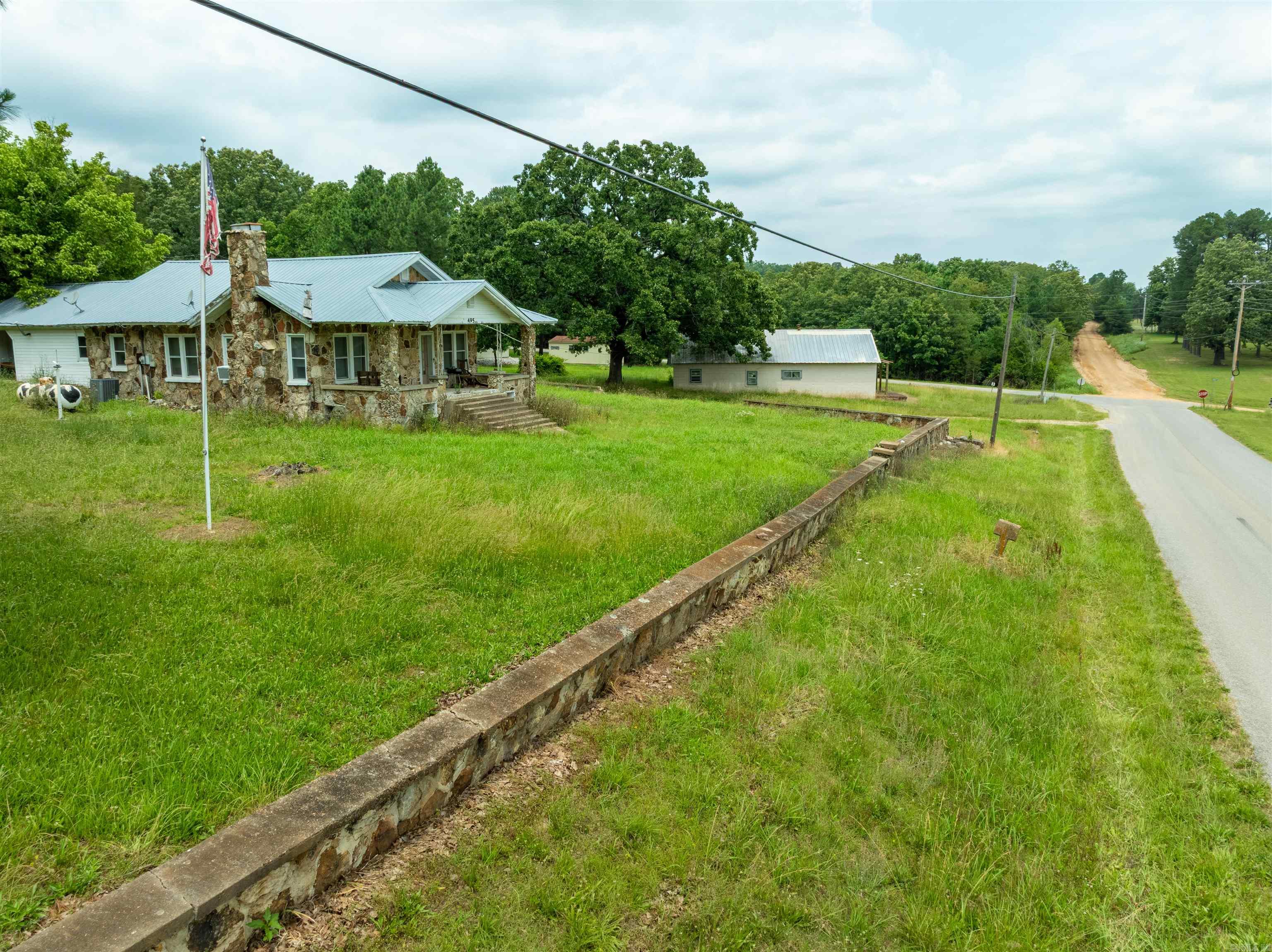 495 Nelsonville  Smithville, AR