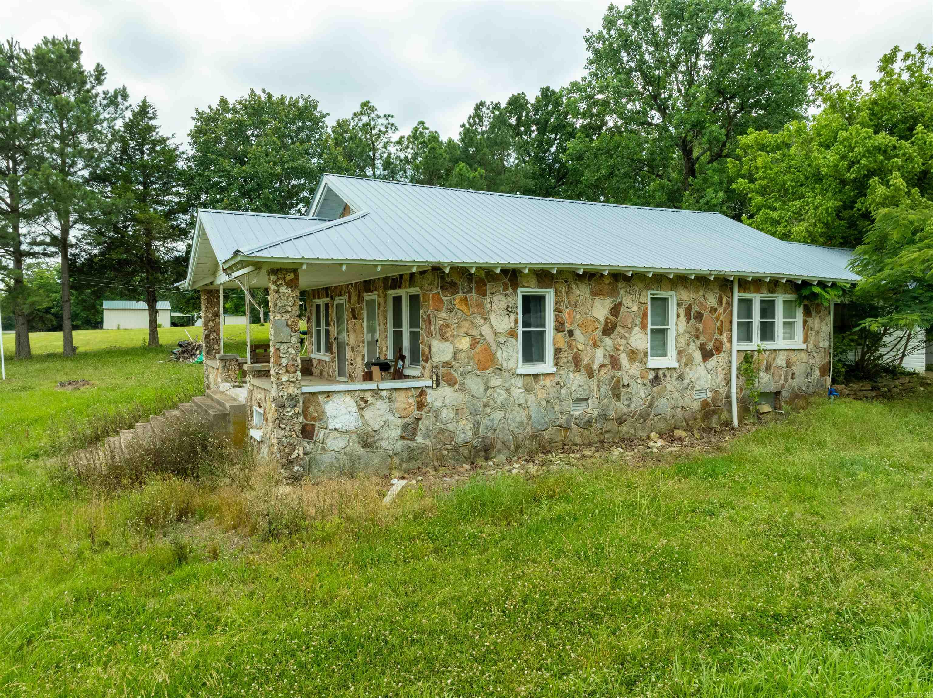 495 Nelsonville  Smithville, AR