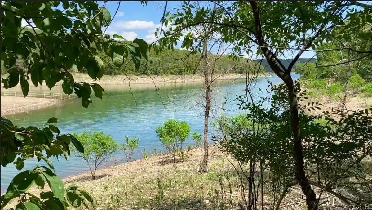 000 Cedar Creek  Diamond City, AR