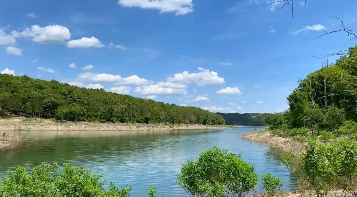 000 Cedar Creek  Diamond City, AR