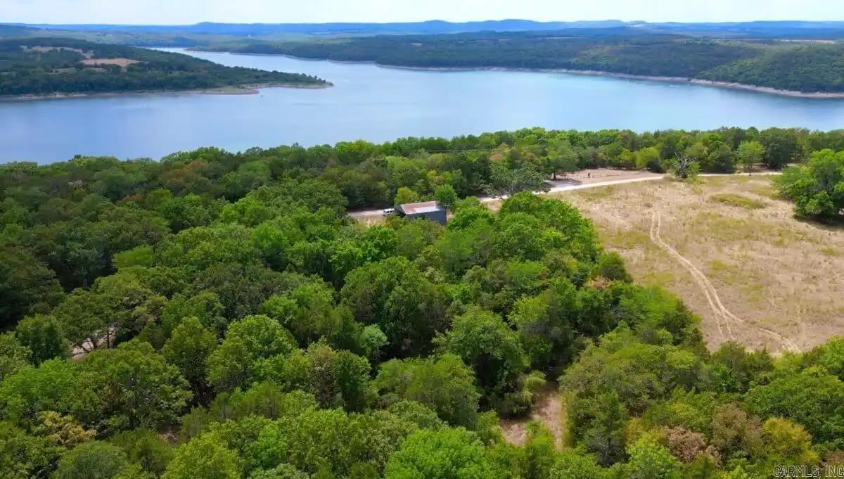 000 Cedar Creek  Diamond City, AR