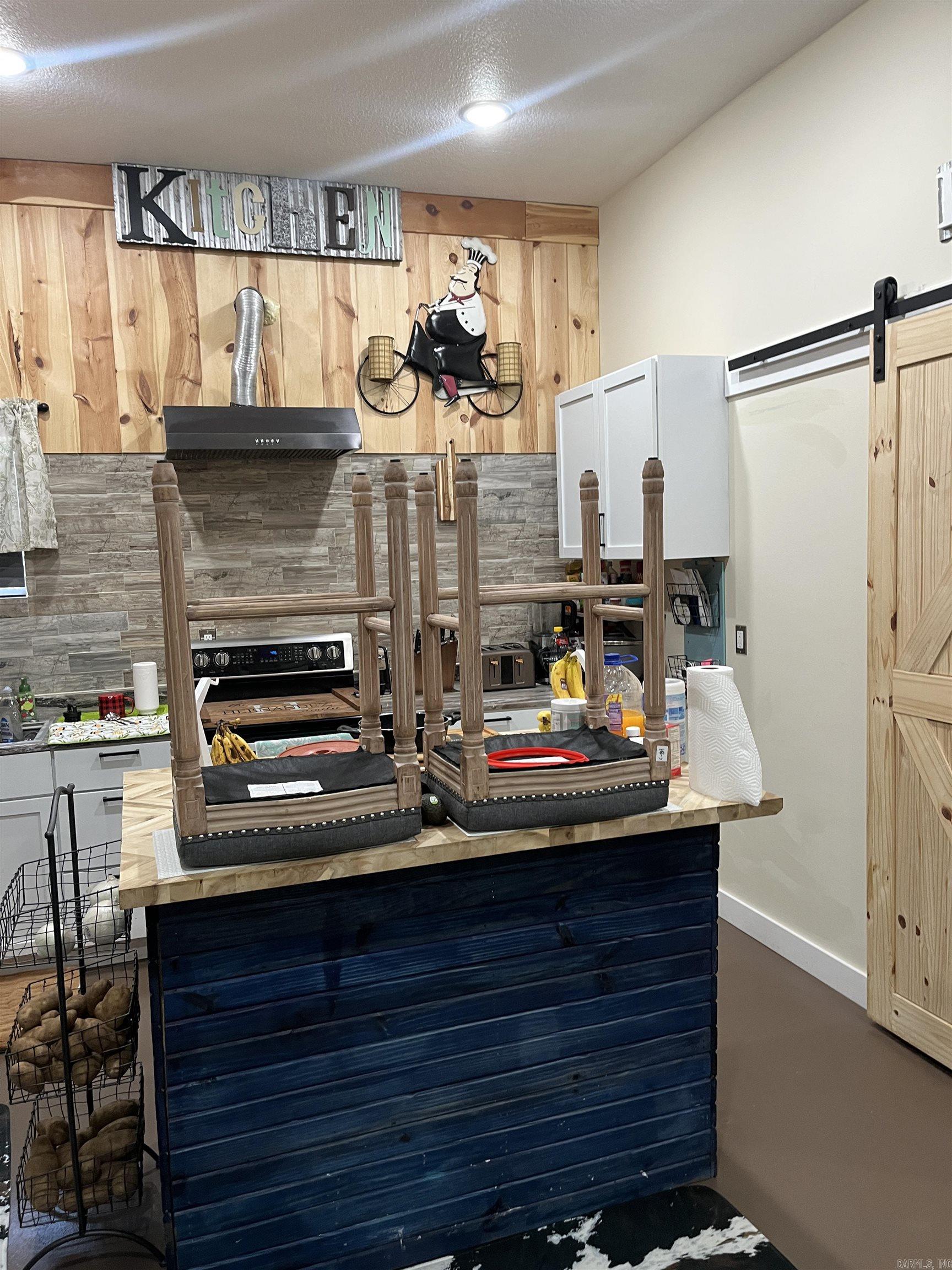 894 CR 792  Brookland, AR