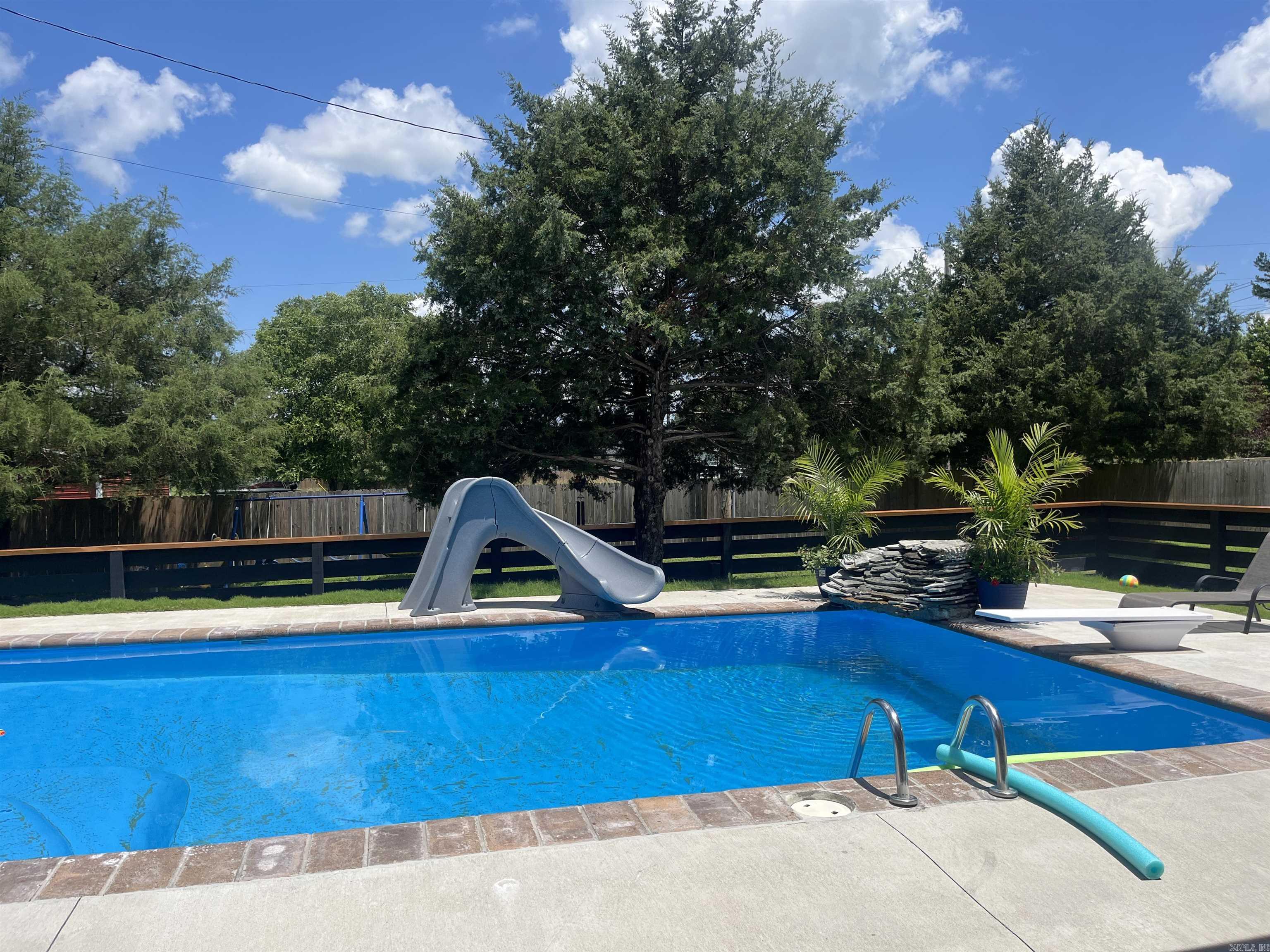 894 CR 792  Brookland, AR