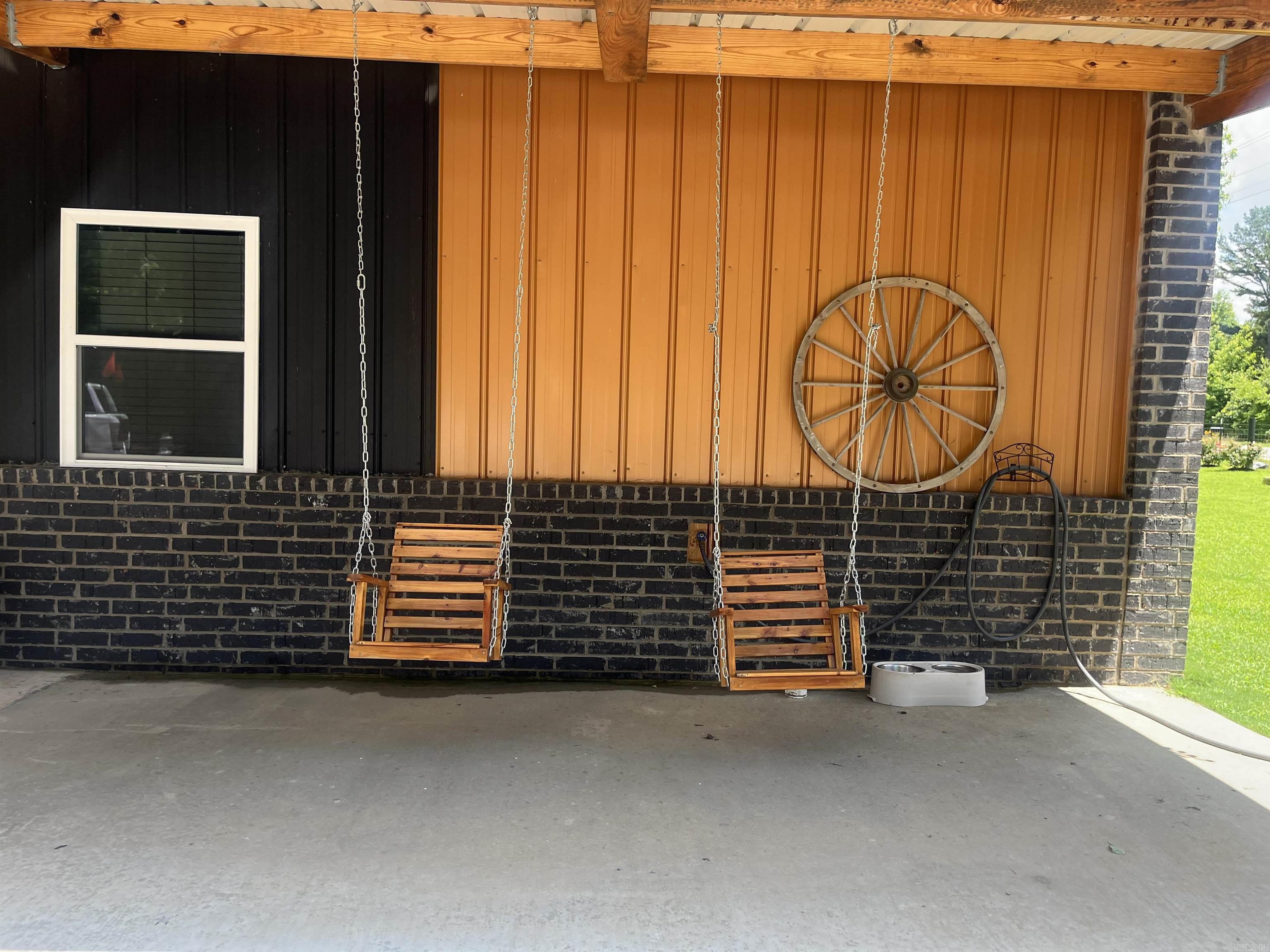 894 CR 792  Brookland, AR