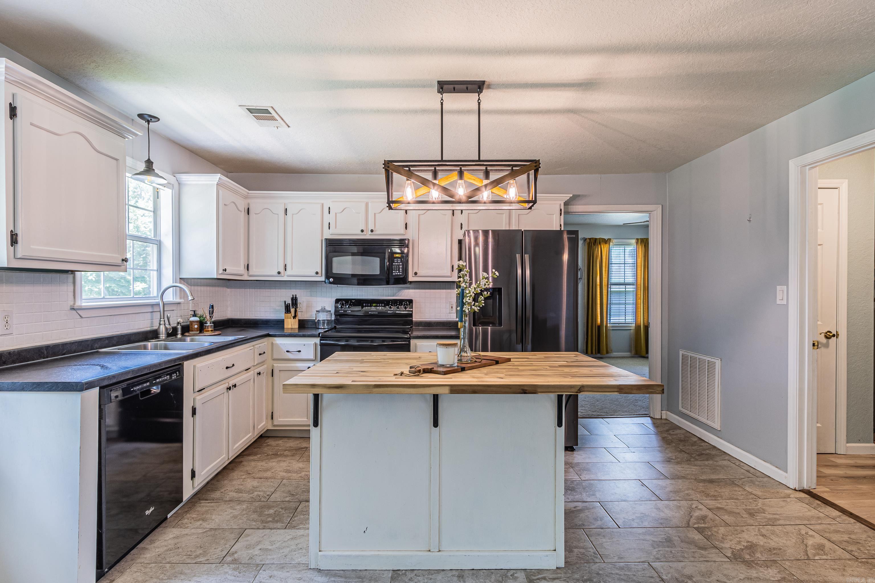 181 Misty Marie  Paragould, AR