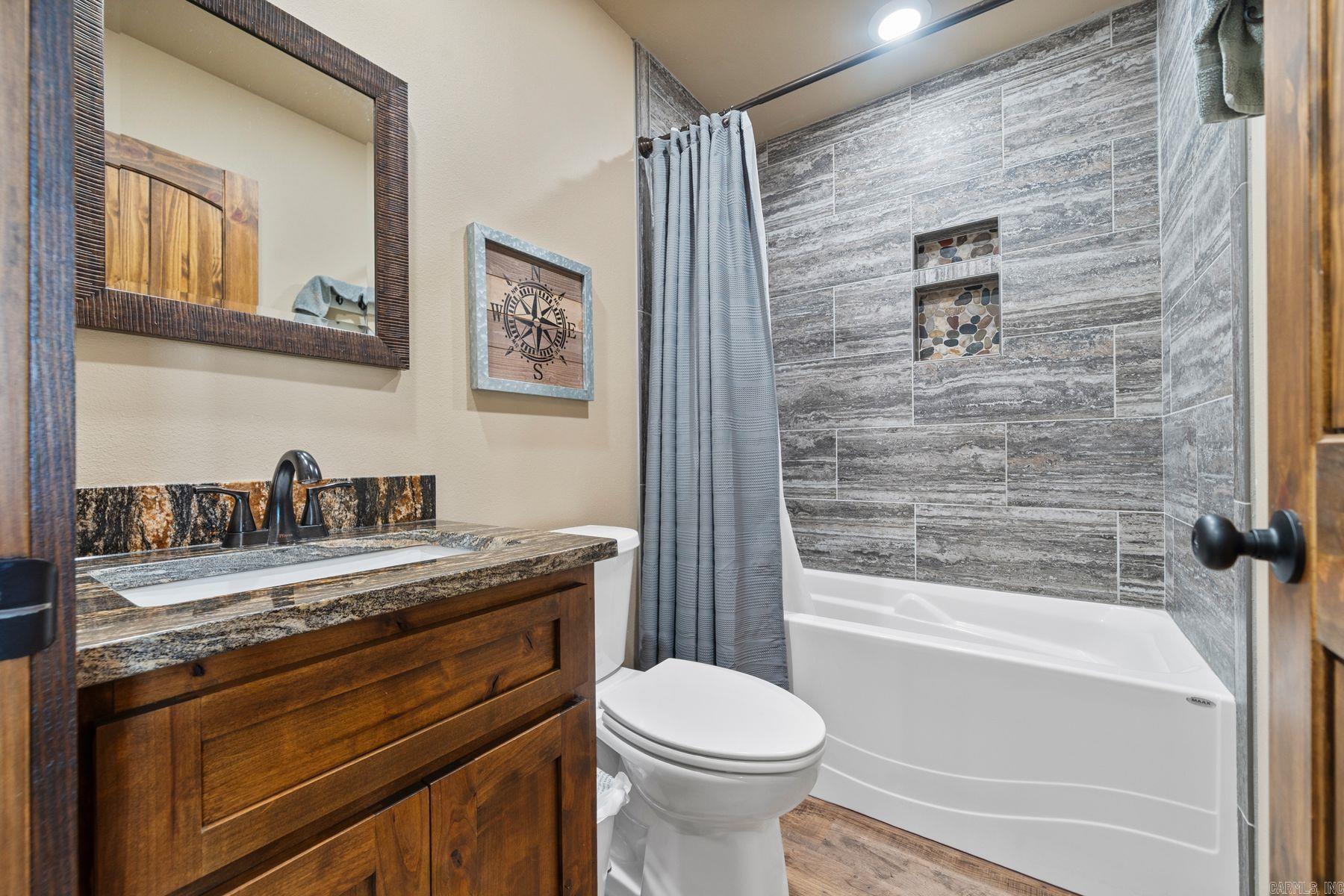 80 Peachtree  Glenwood, AR