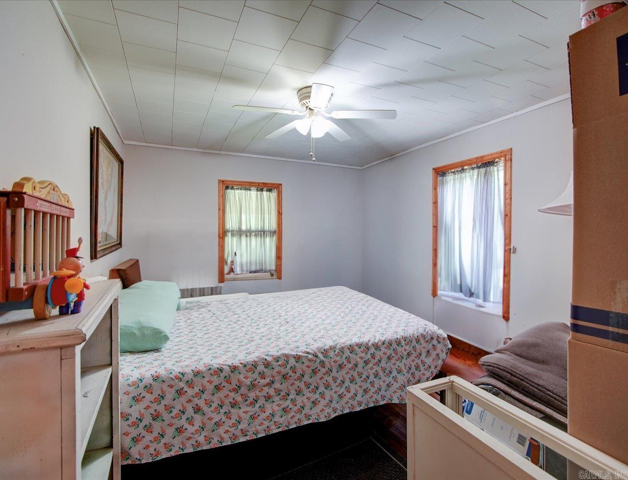 32 Cinnamon Lane Mount Ida, AR 71957